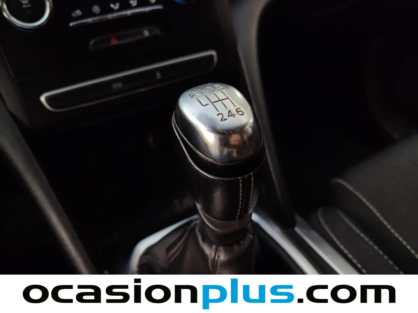 Foto Renault Mégane Renault Megane Zen TCe (140 CV) GPF