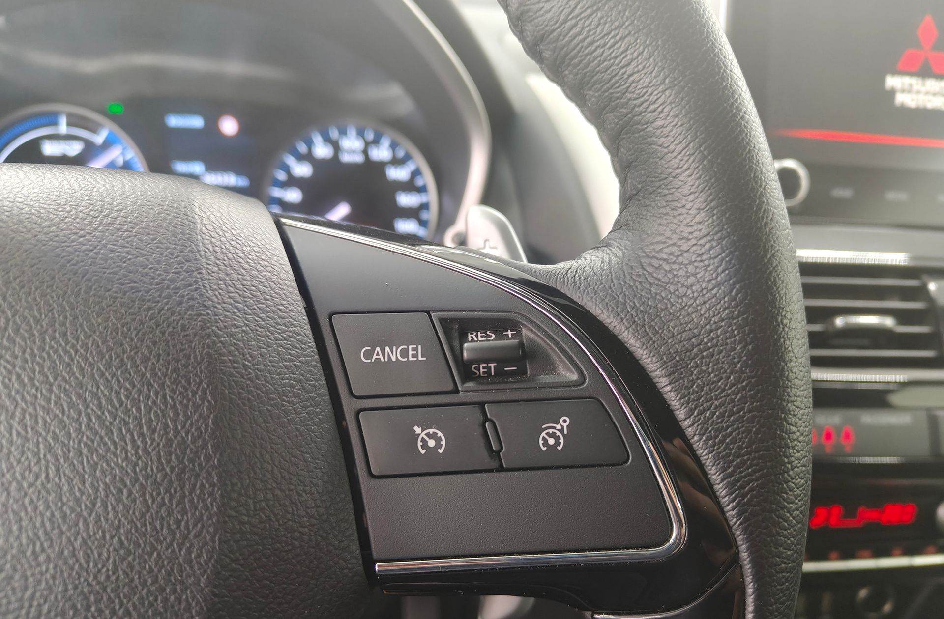 Mitsubishi Eclipse Cross 2.4 PHEV Kaiteki 4WD - foto 26