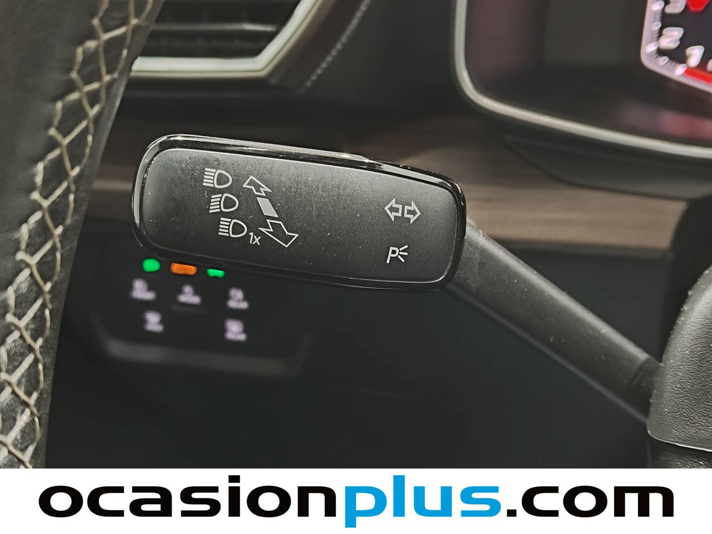 Foto Seat León SEAT León 1.5 eTSI S&S FR Go XL DSG (150 CV)