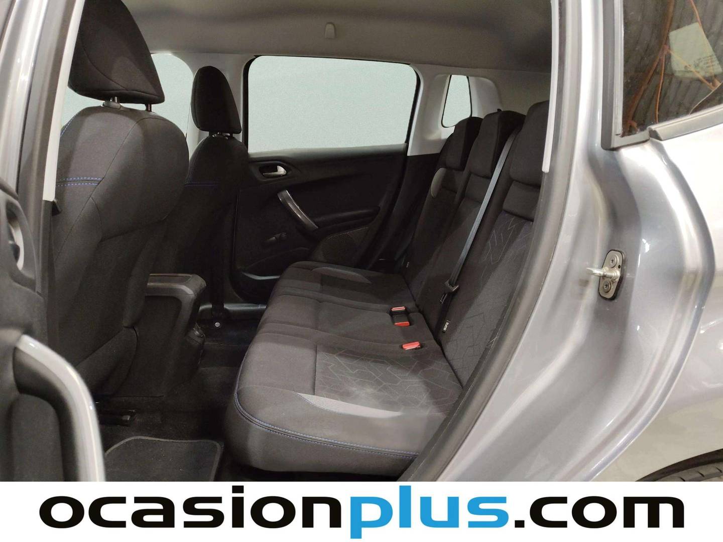 Foto asientos traseros Peugeot 2008 Peugeot 2008 BlueHDi 100 Style (100 CV)