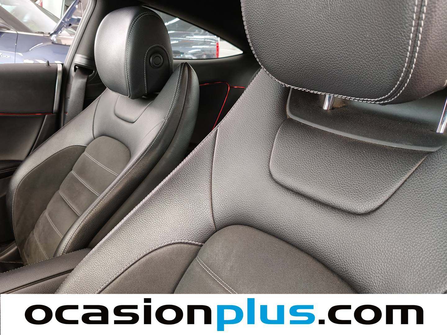 Equipamiento del Mercedes Clase C Mercedes Clase C Coupe 220 d  (170 CV) Pack AMG