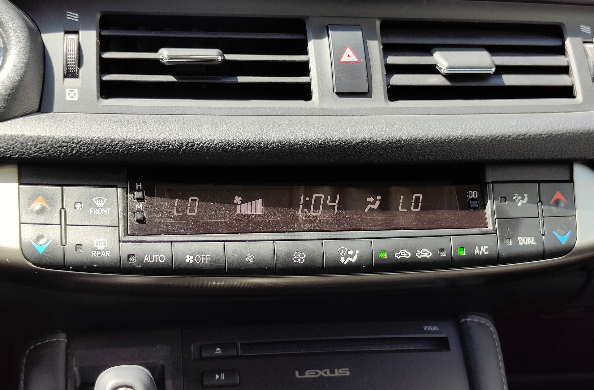 Lexus CT 200h Executive - foto 32