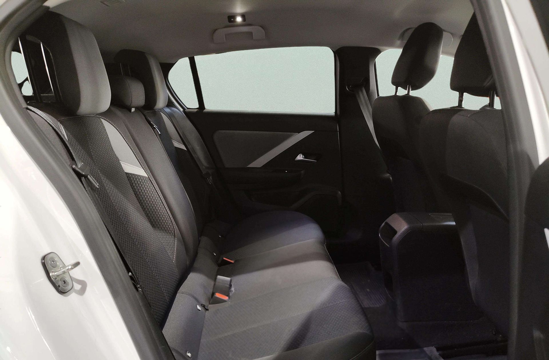 Opel Astra 1.2 Turbo XHL Edition - foto 19