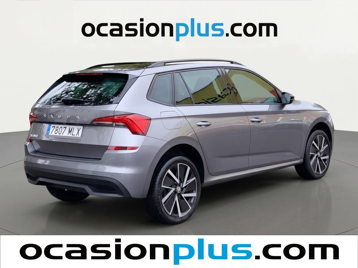 Foto trasera Skoda Kamiq Skoda Kamiq 1.5 TSI Sport (150 CV) derecha