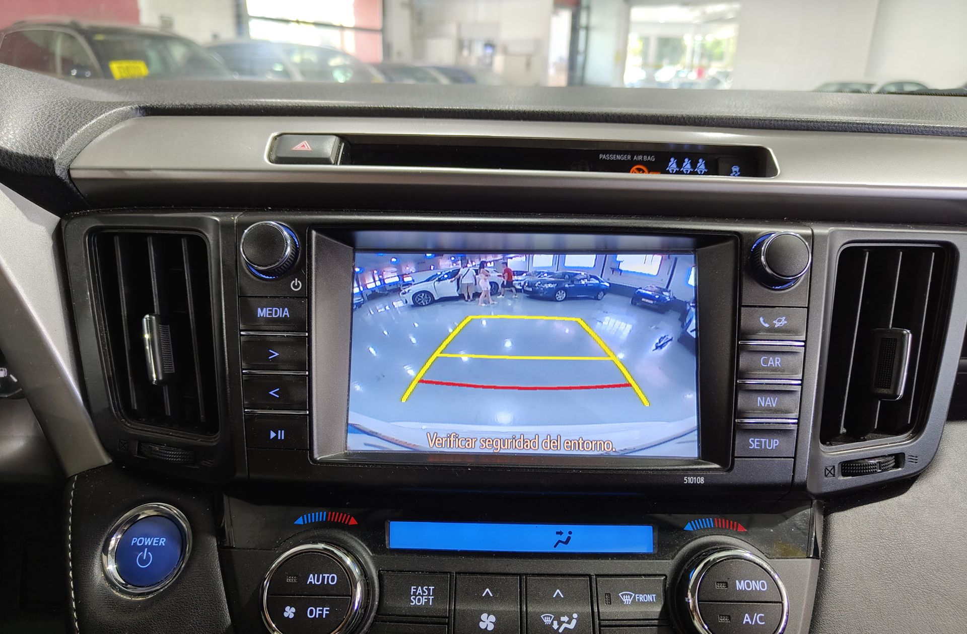 Toyota RAV4 2.5l hybrid Advance 2WD - foto 8