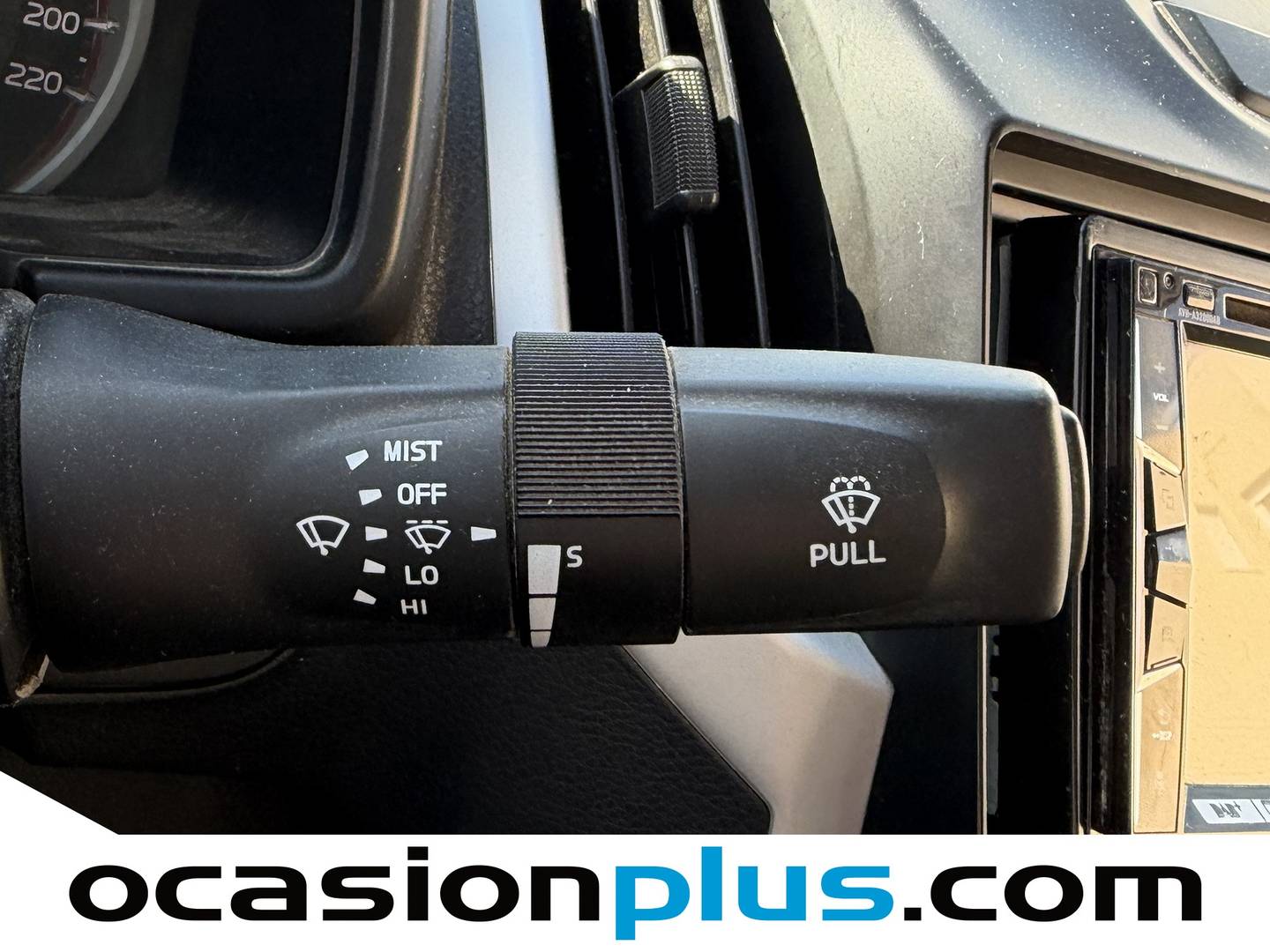 Equipamiento del Isuzu D-Max Isuzu D-Max PicKup 1.9 Crew Planet 4x4  (164 CV)