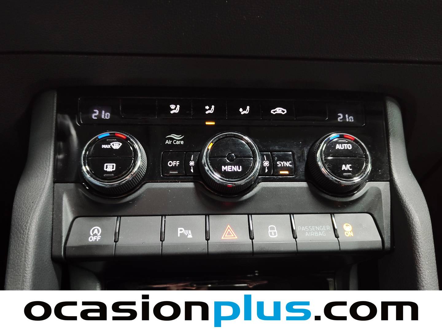 Foto Skoda Karoq Skoda Karoq 1.5 TSI ACT Ambition DSG (150 CV)