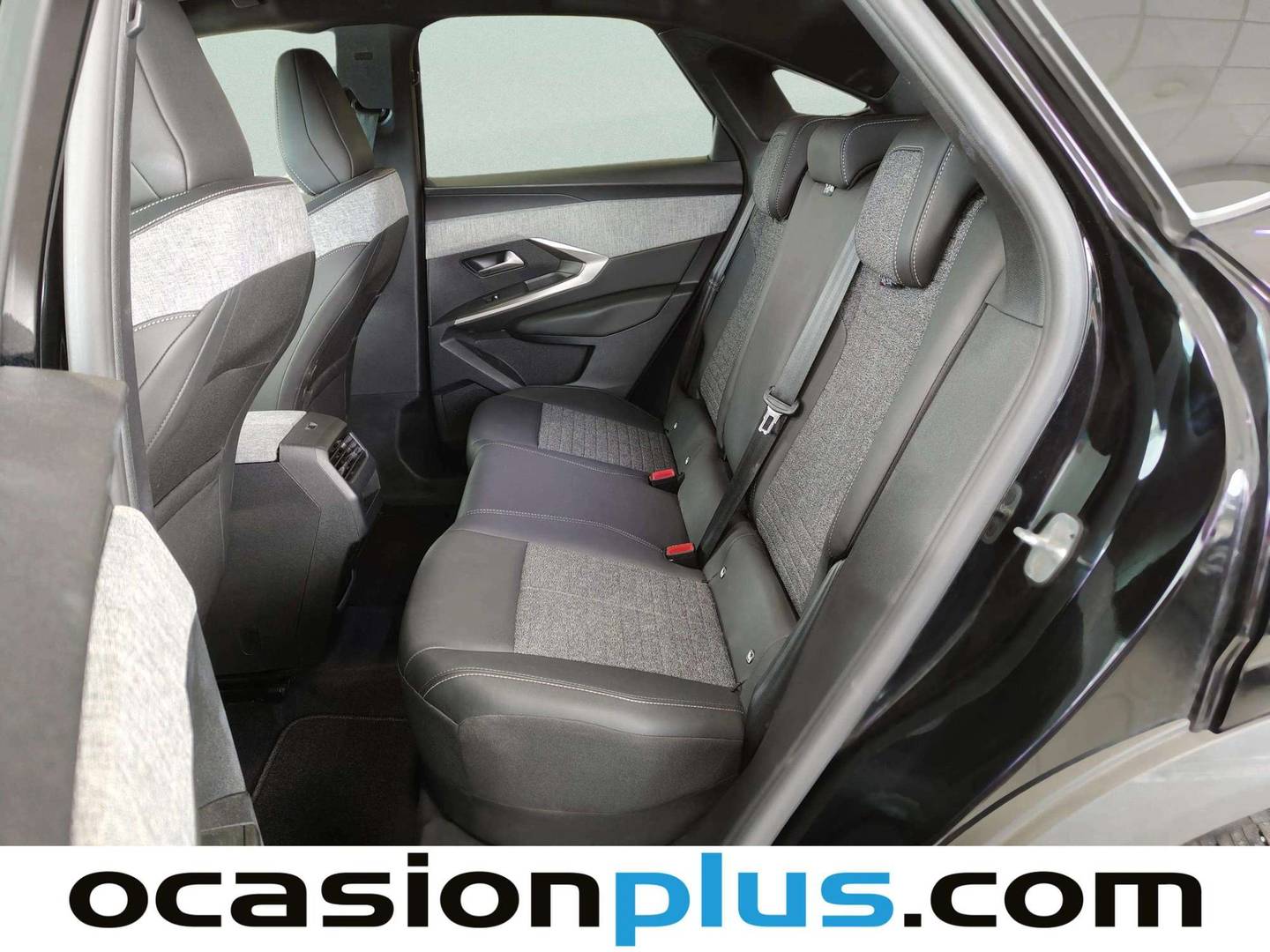 Foto asientos traseros Peugeot 3008 Hybrid Peugeot 3008 Hybrid 145 Allure eDCS6 (145 CV)