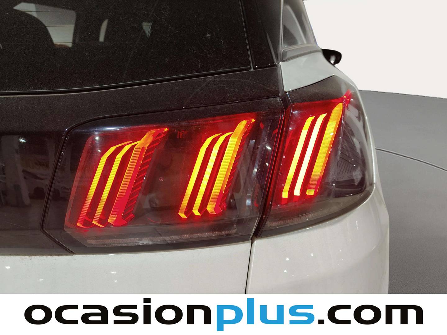 Foto Peugeot 3008 Hybrid Peugeot 3008 Hybrid 300 Allure Pack e-EAT8  (300 CV)