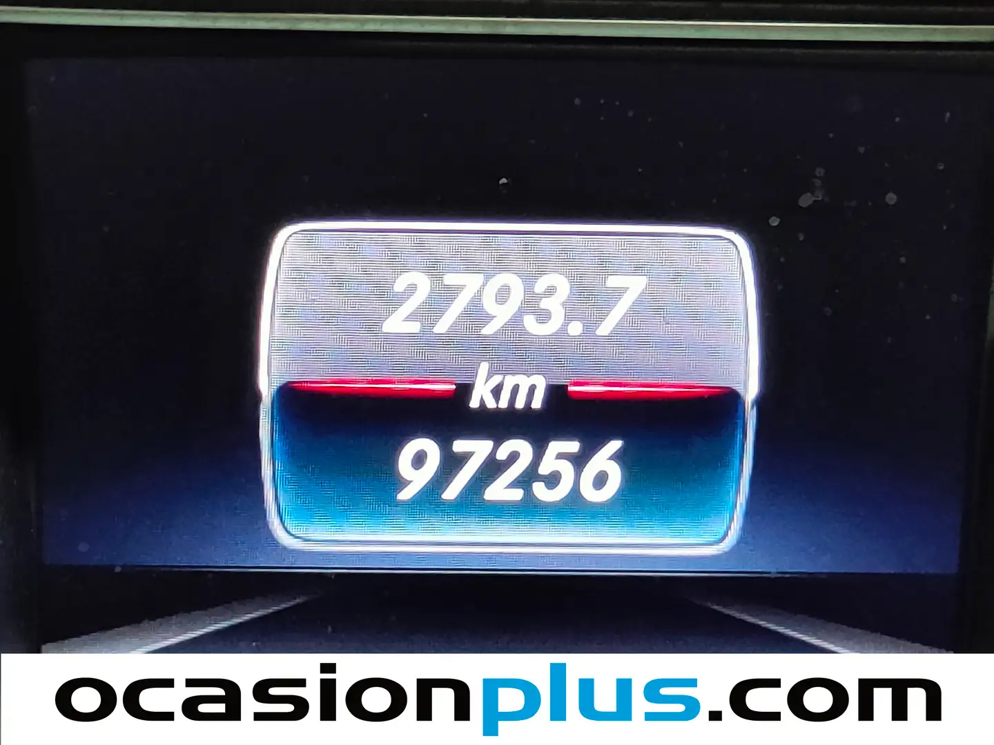 Foto Mercedes GLA Mercedes-Benz GLA GLA 200 (156 CV) AMG Pack