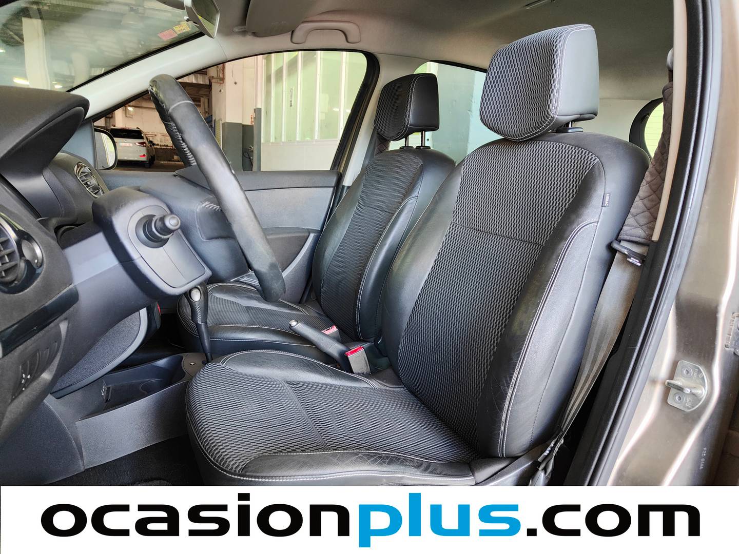 Foto asientos delanteros Renault Clio Renault Clio Exception eco2 Auto (110 CV)