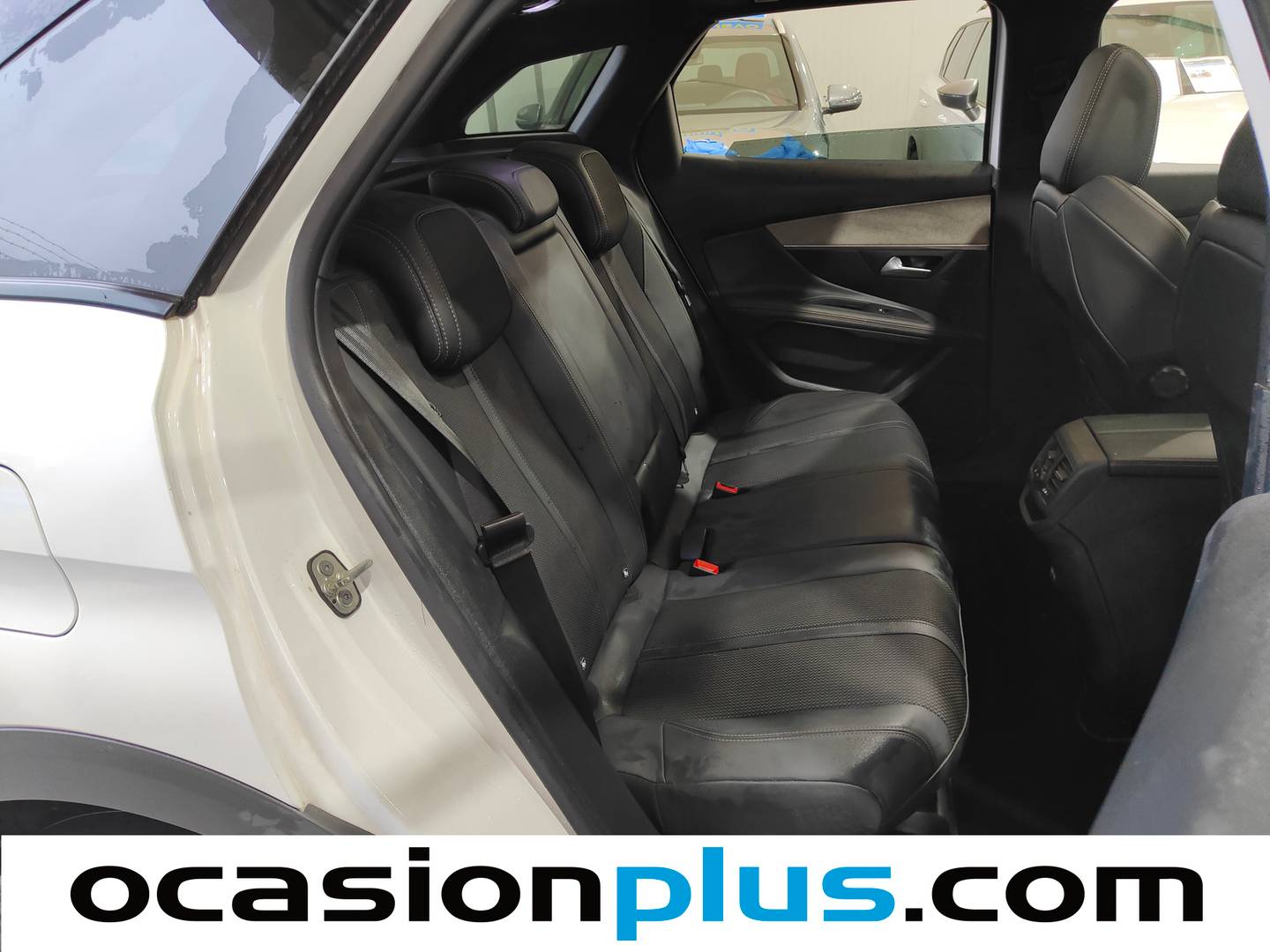 Foto Peugeot 3008 Peugeot 3008 PureTech 130 S&S GT EAT8 (130 CV)