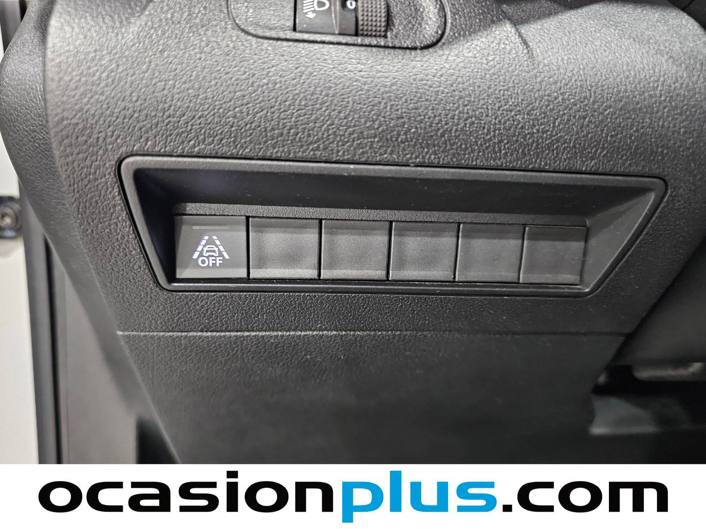 Equipamiento del Citroën Berlingo Citroën Berlingo Combi BlueHDi 100 Talla M Feel (102 CV)