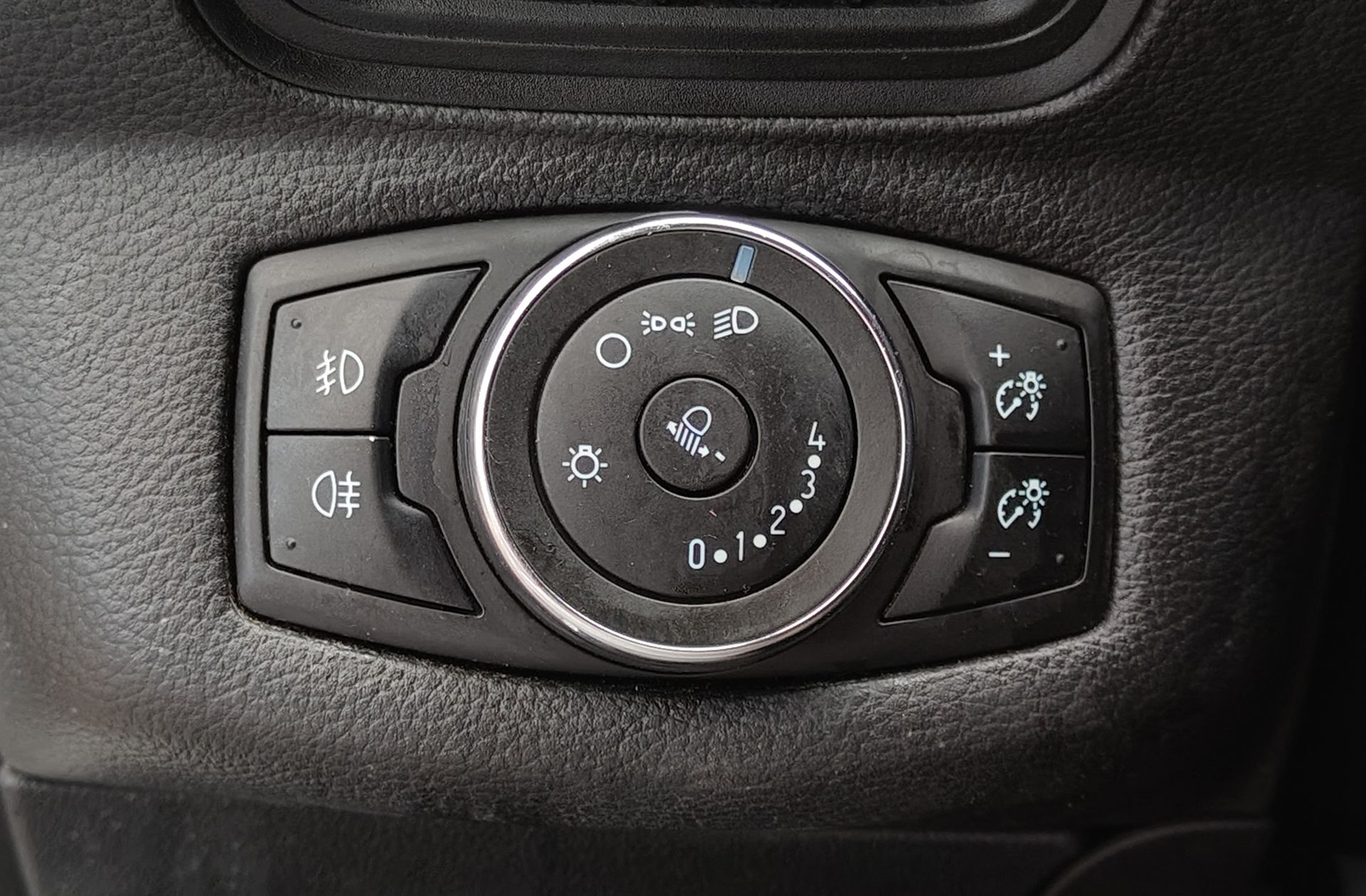 Ford B-Max 1.0 EcoBoost Trend - foto 20