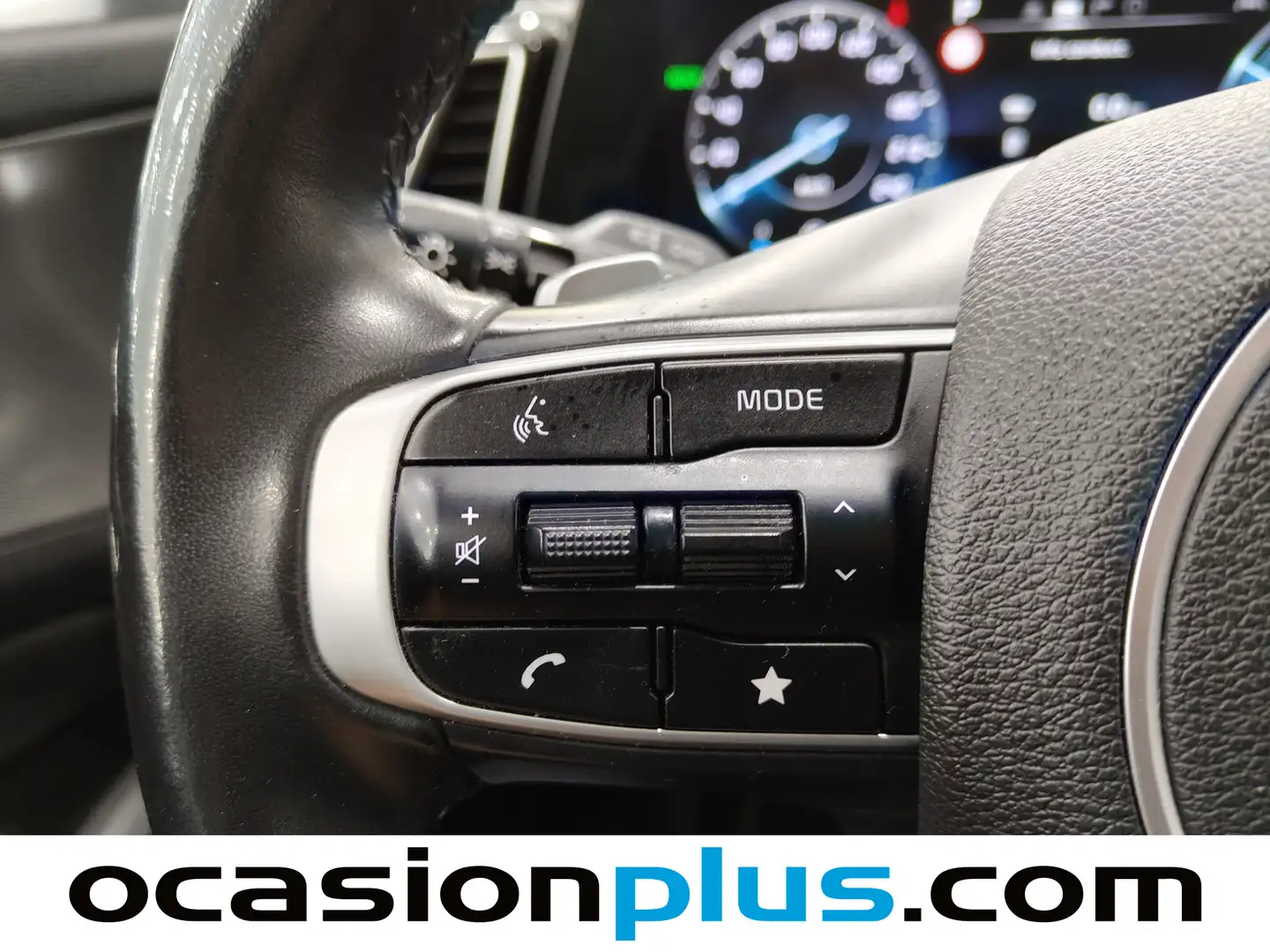 Foto KIA Sportage Kia Sportage 1.6 T-GDi HEV Tech 4x4 Auto (230 CV)