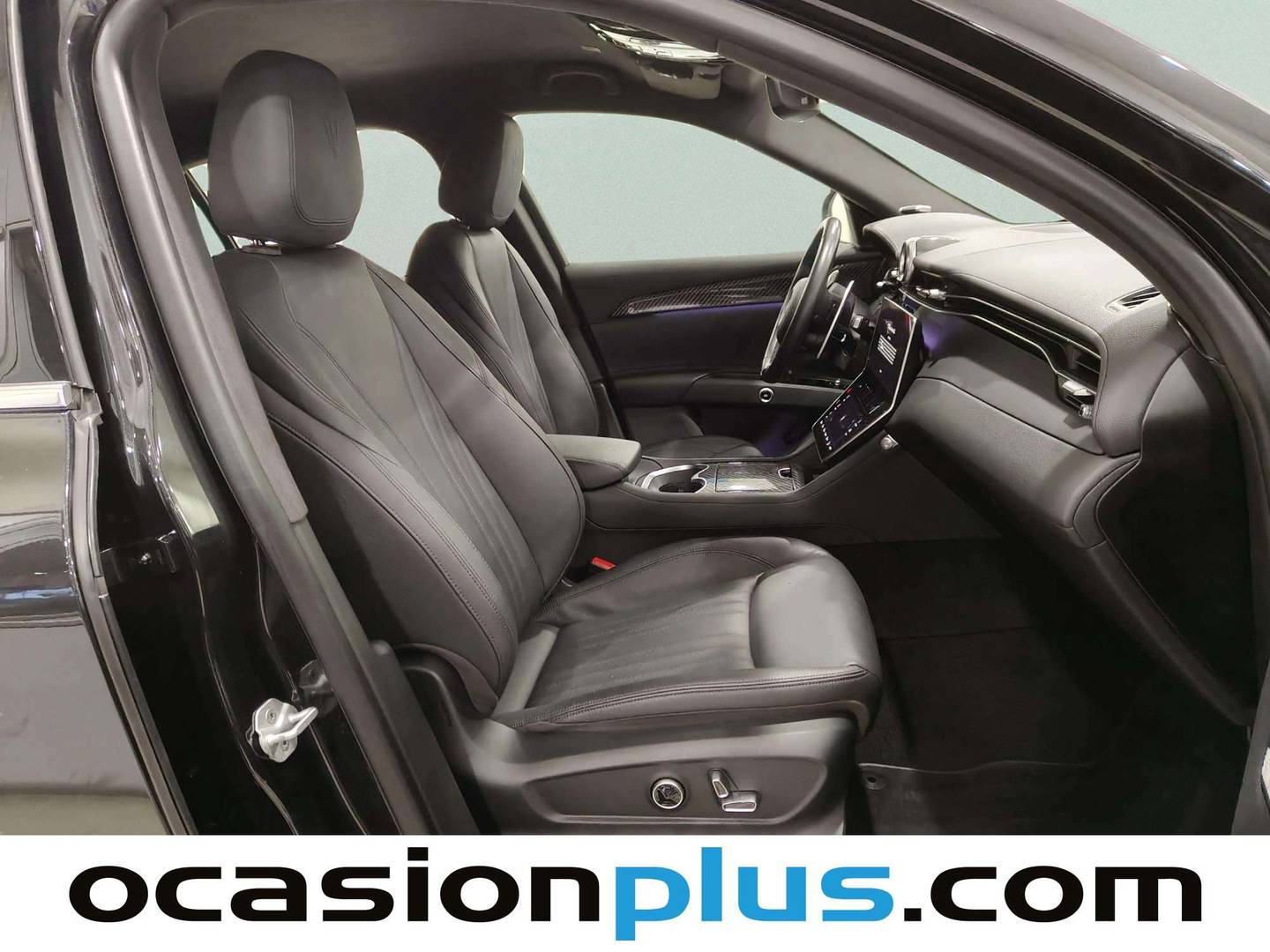 Foto Maserati Grecale Maserati Grecale 2.0 MHEV GT L4 AWD (300 CV)