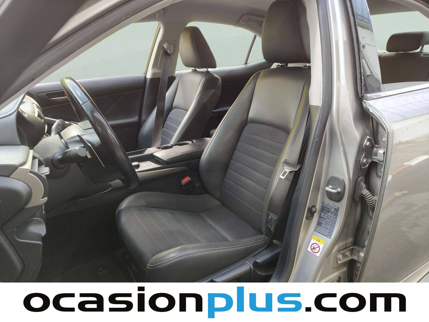 Foto Lexus IS Lexus IS 300h Executive (223 CV)