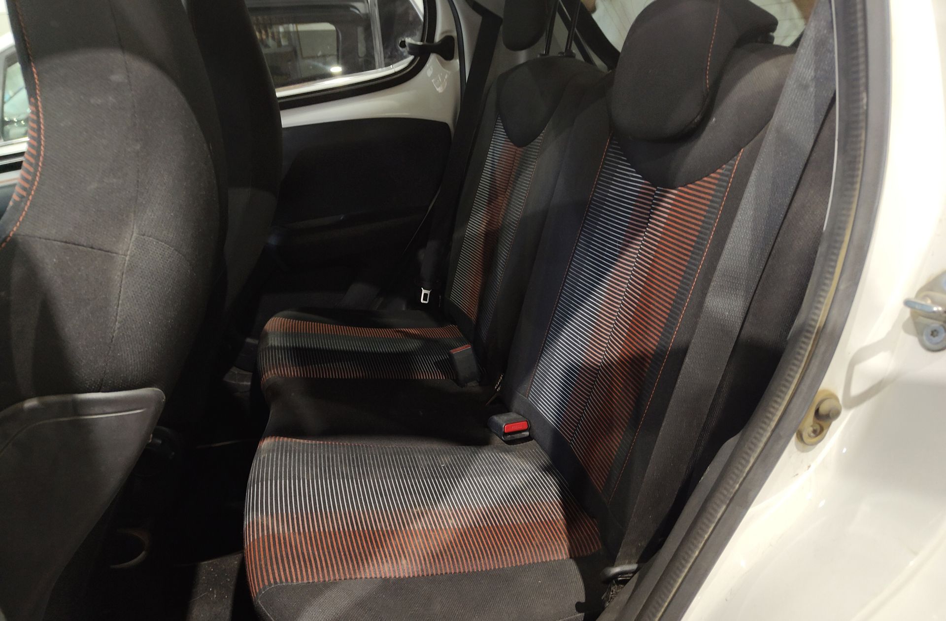 Peugeot 108 1.2 PureTech Roland Garros TOP! - foto 11