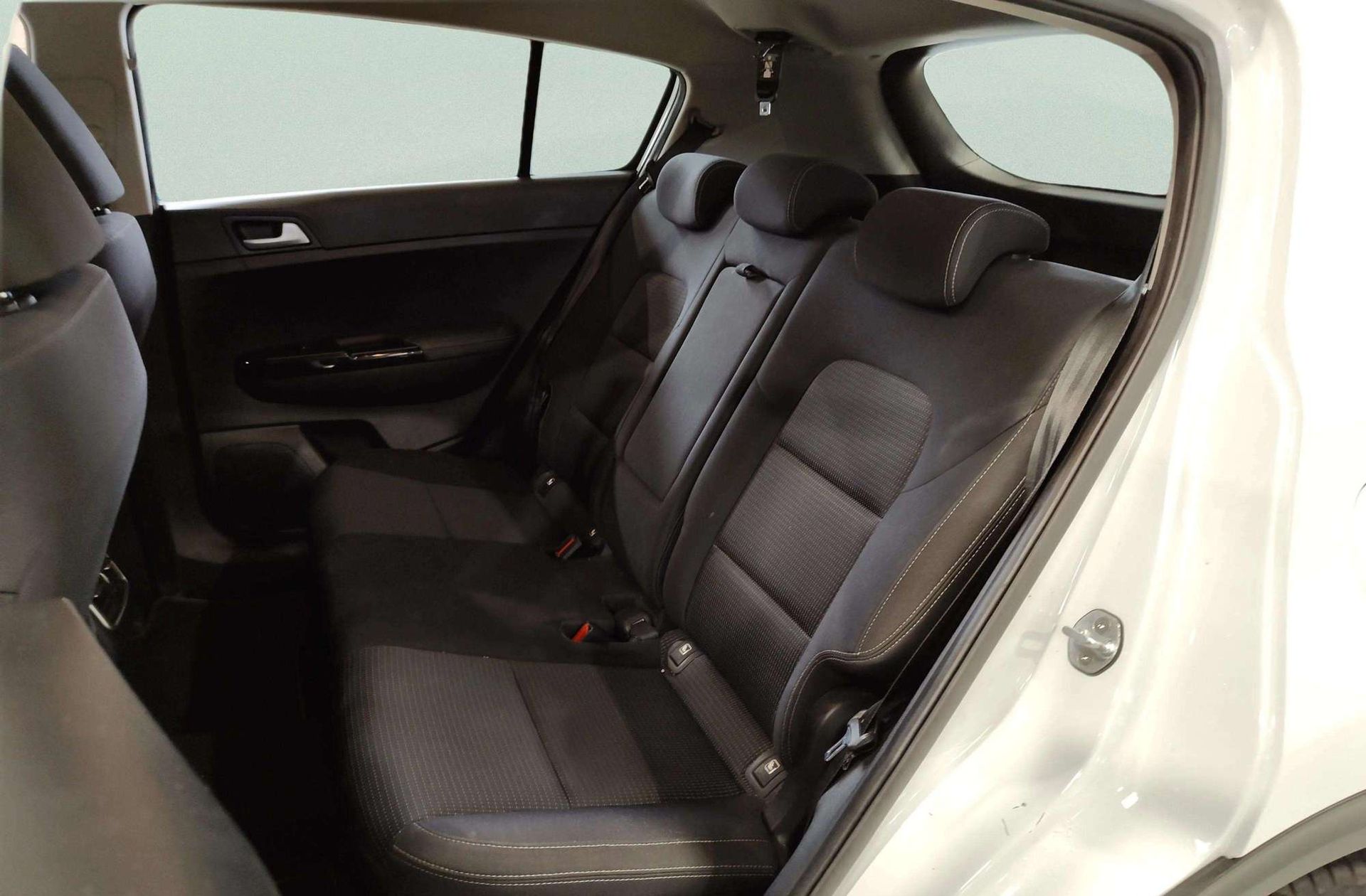 Kia Sportage 1.6 GDi Drive 4x2 - foto 13