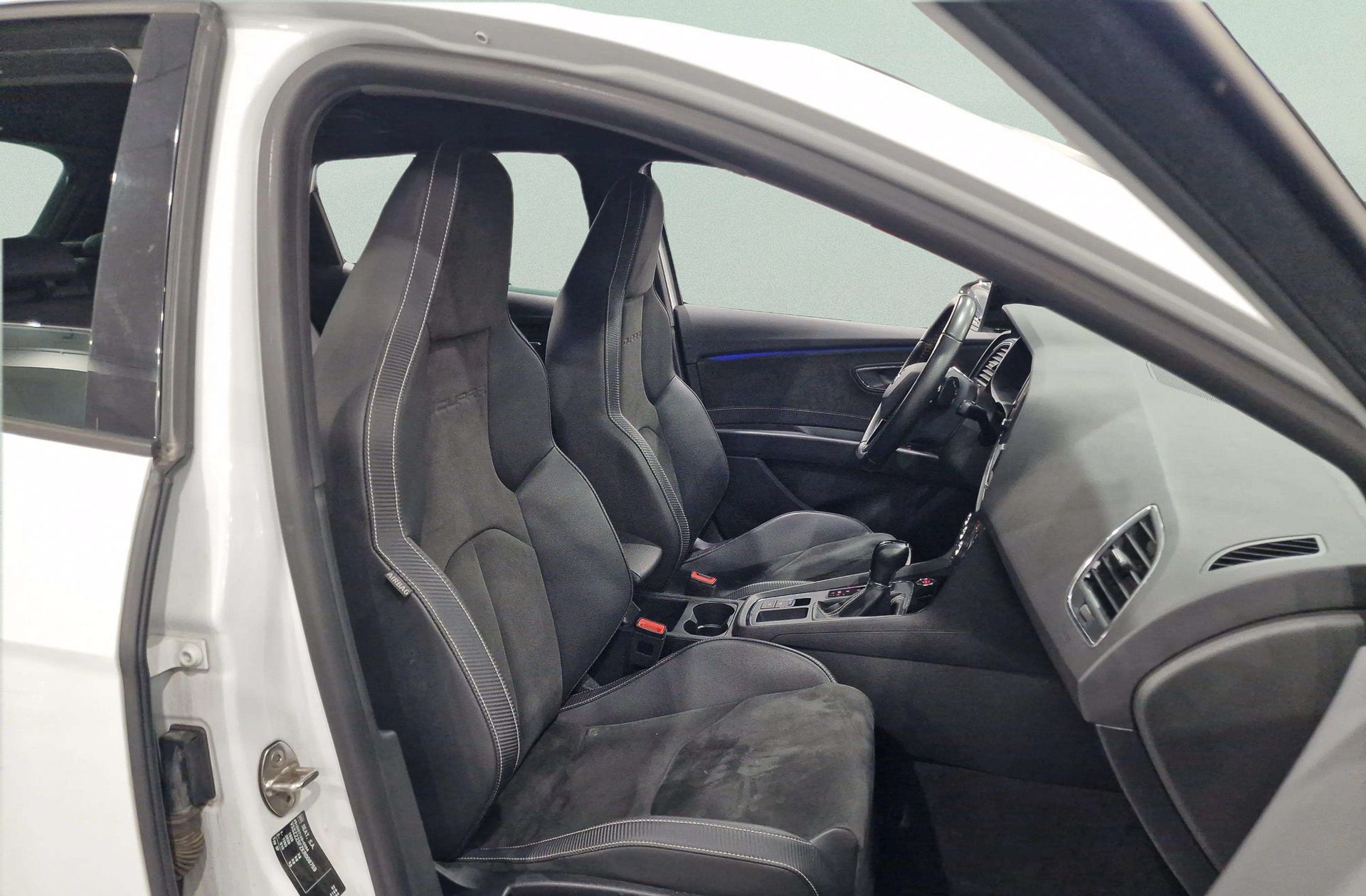 SEAT León 2.0 TSI Cupra DSG - foto 21