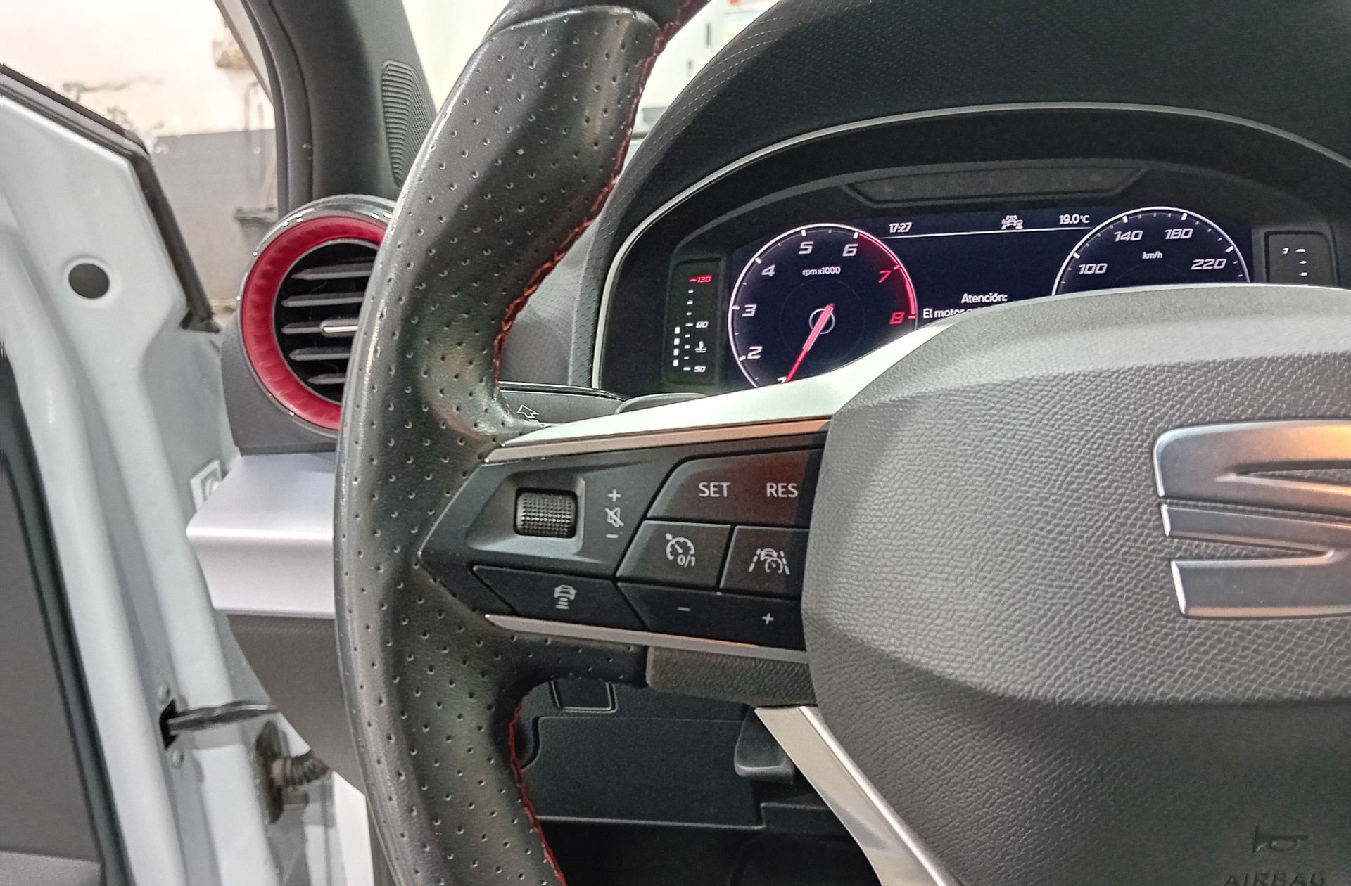 SEAT Arona 1.5 TSI FR XL DSG - foto 27
