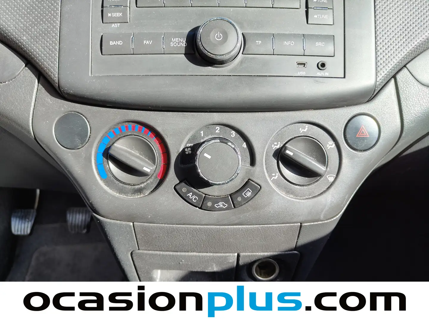 Foto Chevrolet Aveo Chevrolet Aveo 1.4 16v Sedán LS (101 CV)