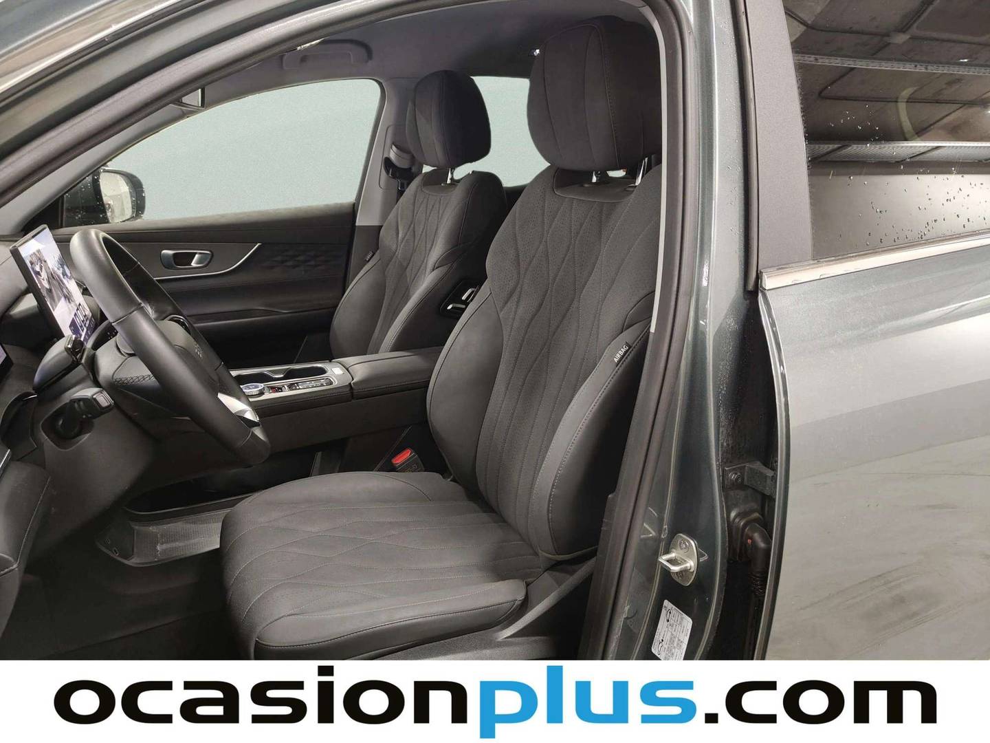 Foto asientos delanteros EBRO S800 EBRO S800 1.6 TGDI Premium DCT (147 CV) 7 Plazas