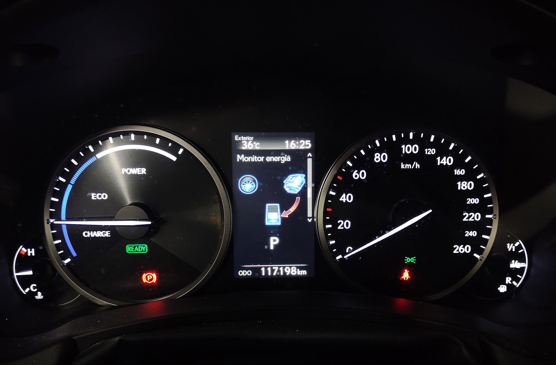 Lexus NX 300h Business Navigation 2WD - foto 26