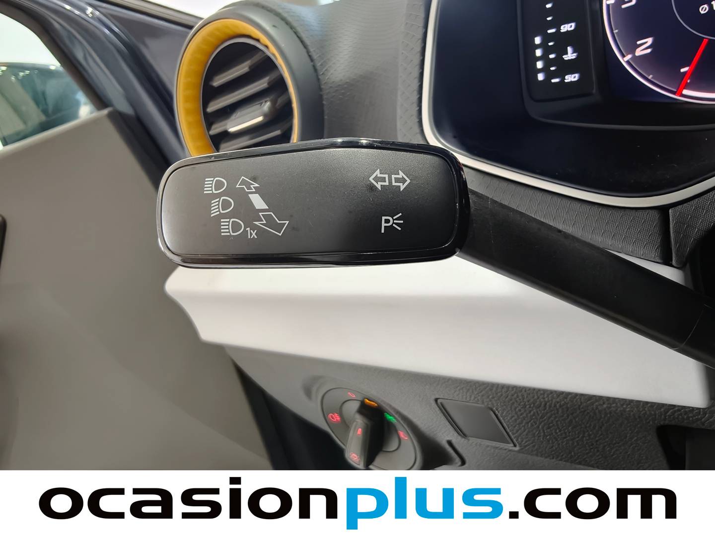 Seat Arona Seat Arona 1.0 TSI Style XL DSG  (115 CV) seminuevo
