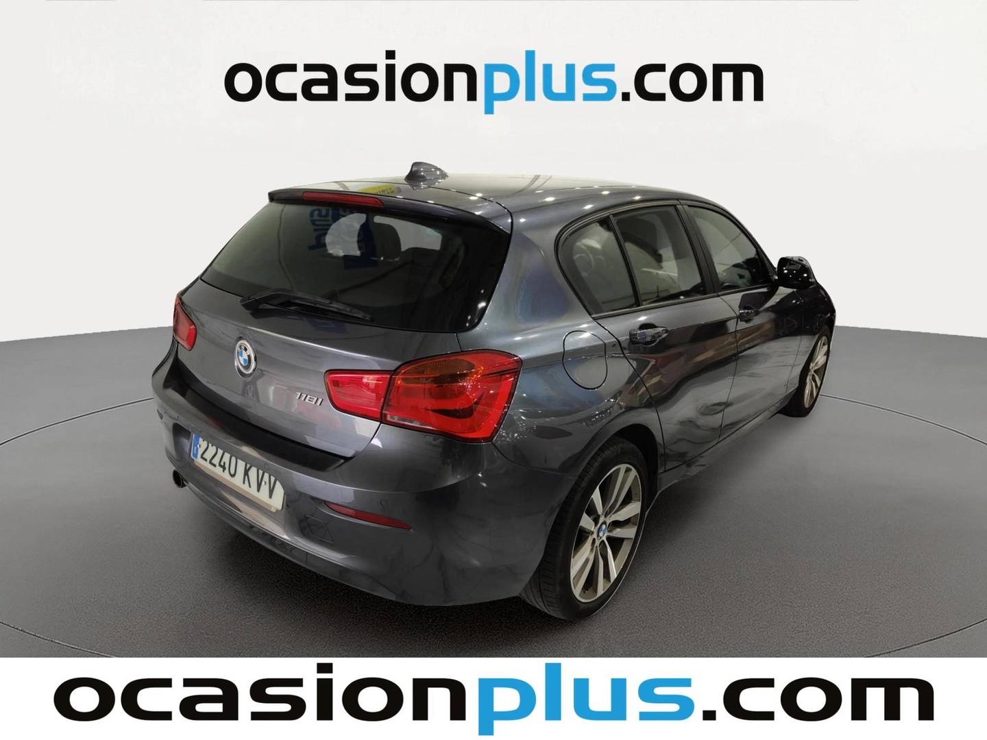 Foto trasera BMW Serie 1 BMW Serie 1 118i (136 CV) derecha