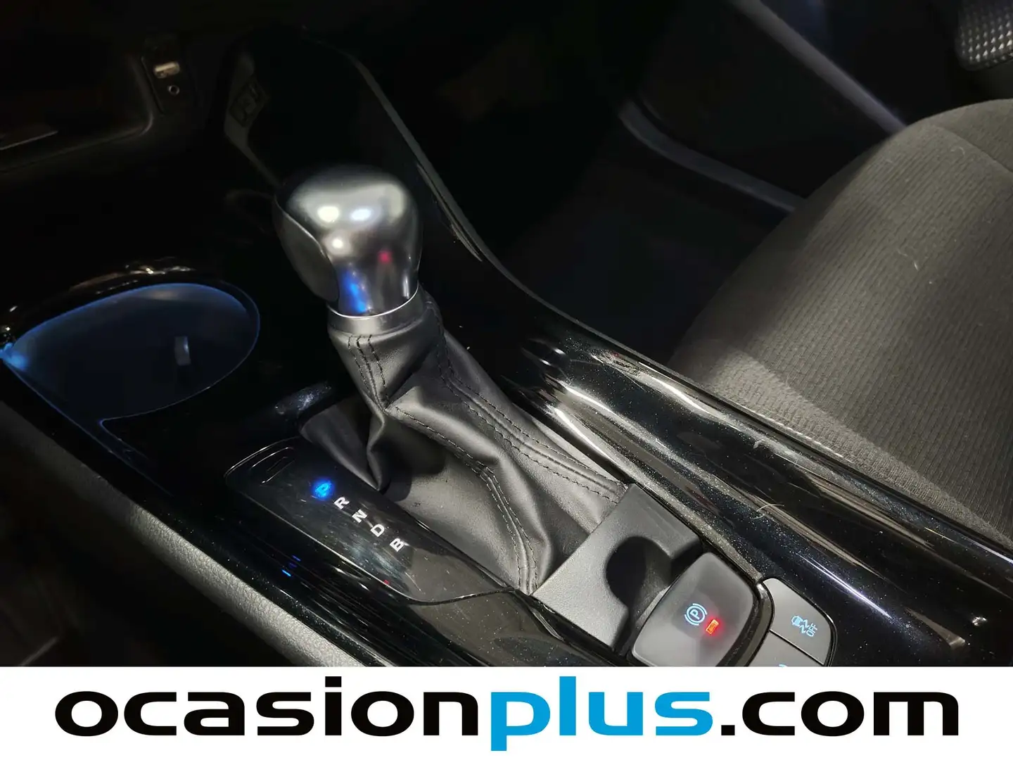 Foto Toyota C-HR Toyota C-HR 1.8 125H Advance (122 CV)