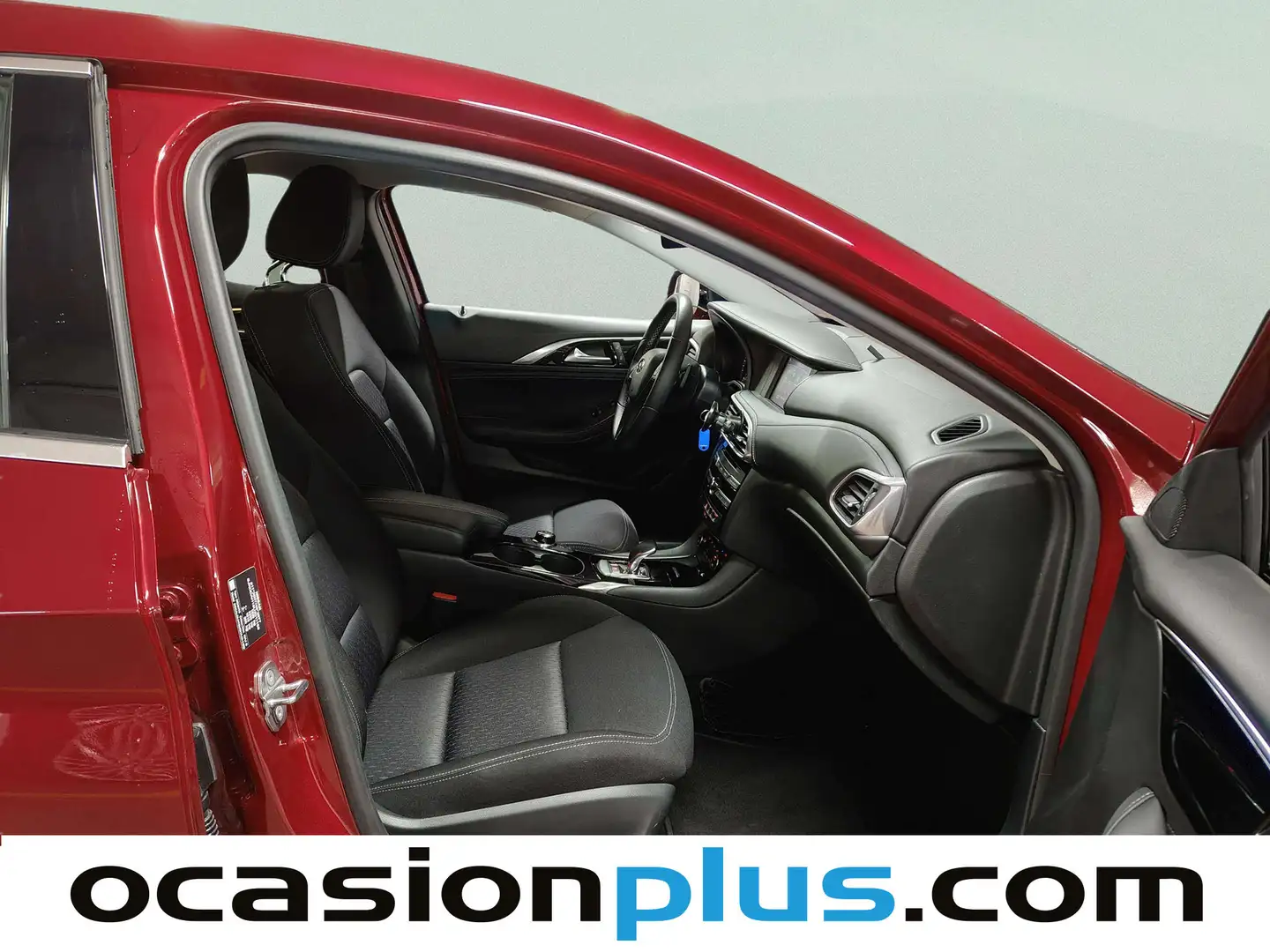 Foto Infiniti Q30 Infiniti Q30 1.6 TC Premium 7DCT (156 CV)