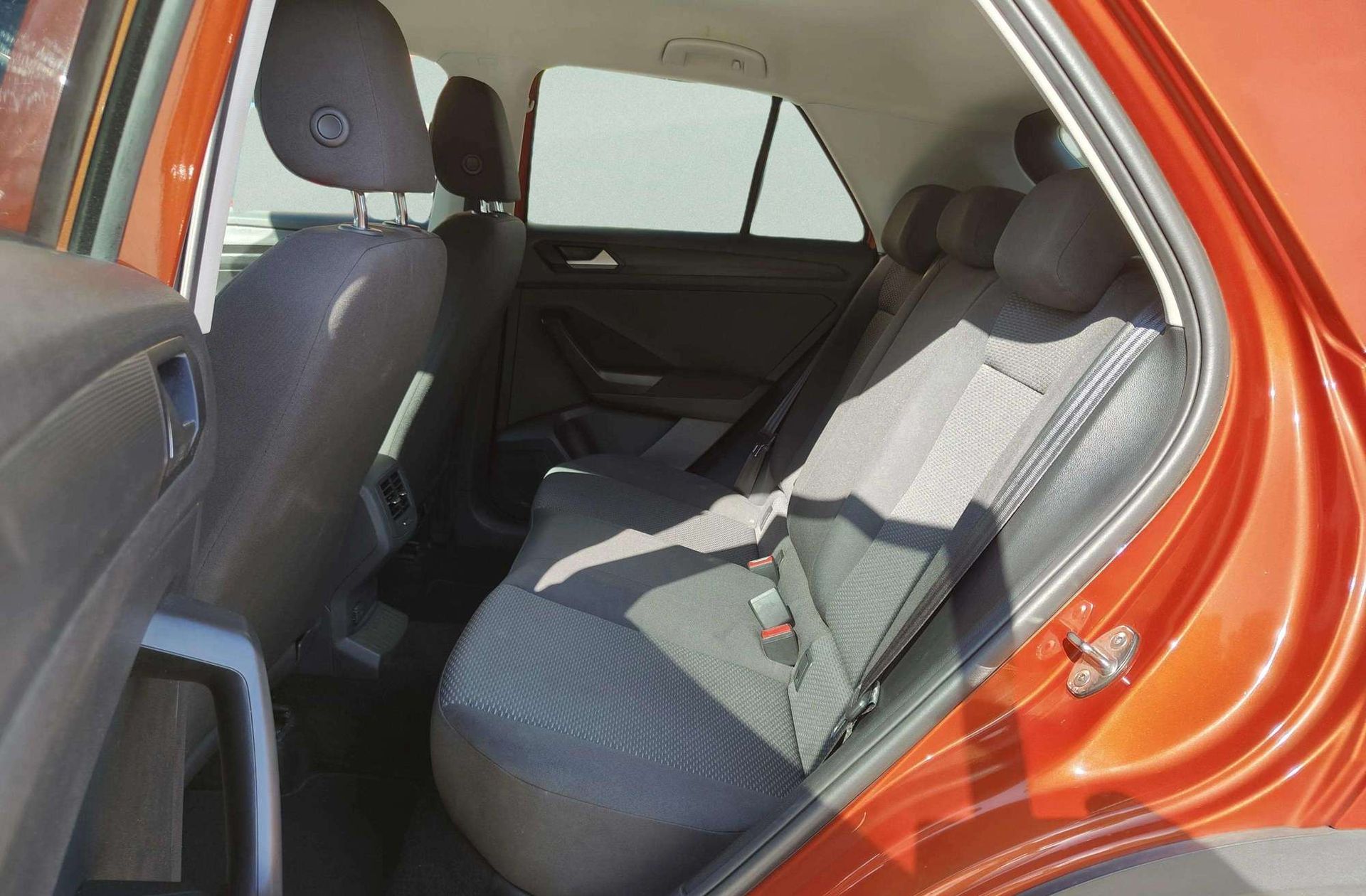 Volkswagen T-Roc Edition 1.6 TDI - foto 10