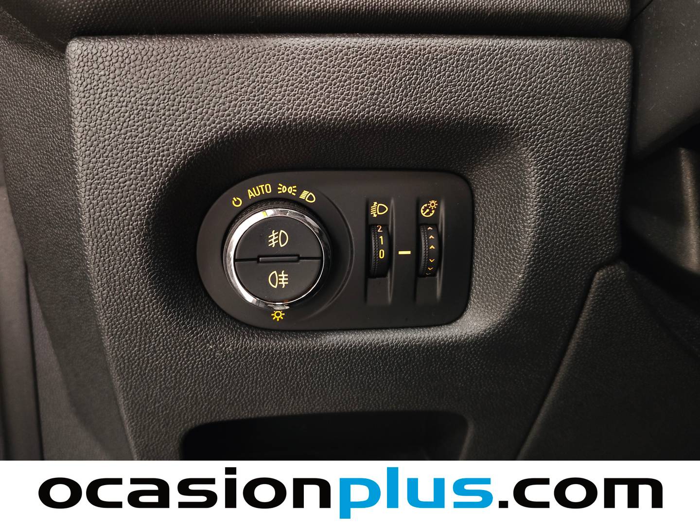 Foto Opel Corsa Opel Corsa 1.2 Selective Easytronic (85 CV)