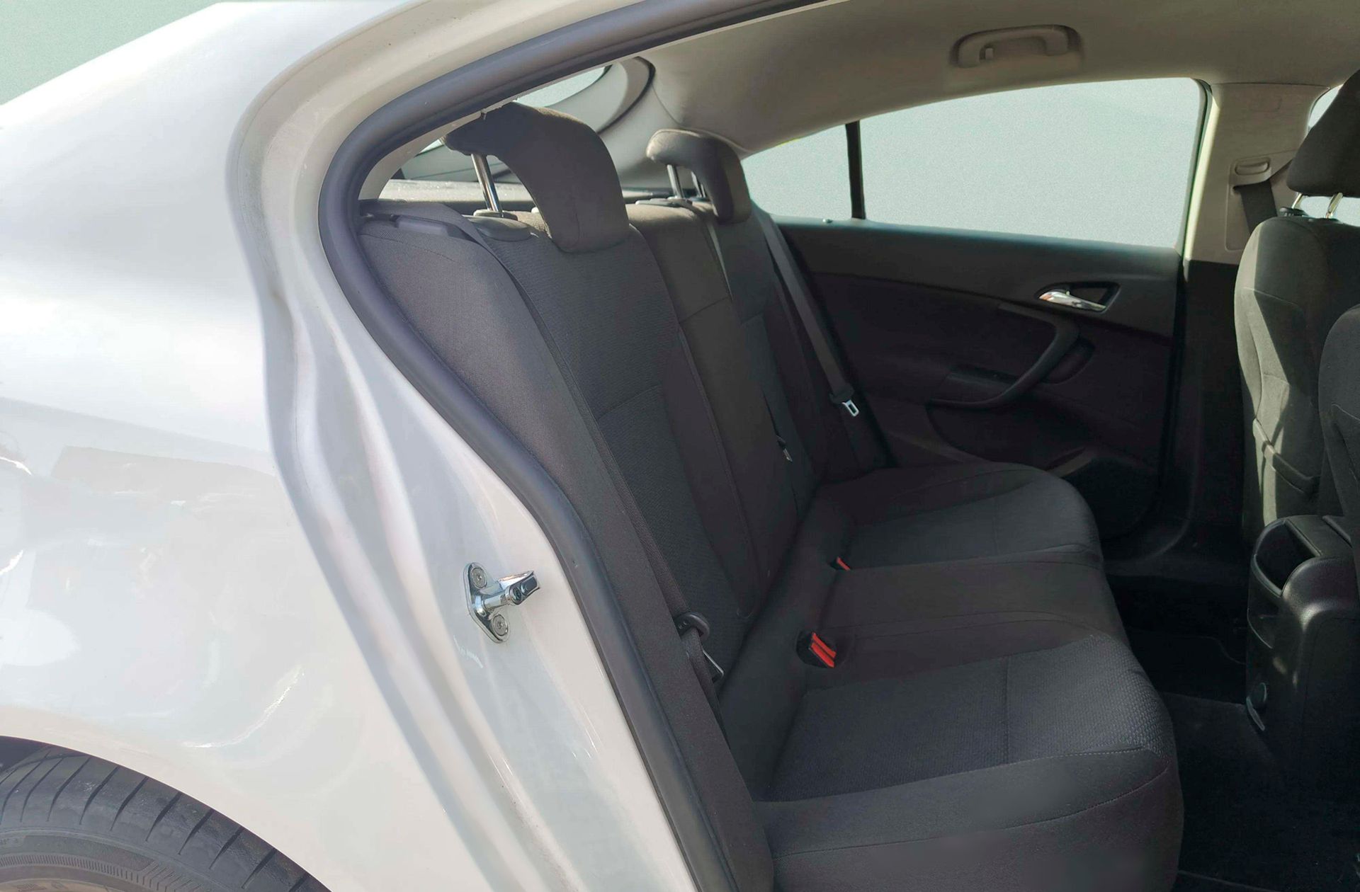 Opel Insignia 1.4 Turbo GLP ecoFlex Selective - foto 17