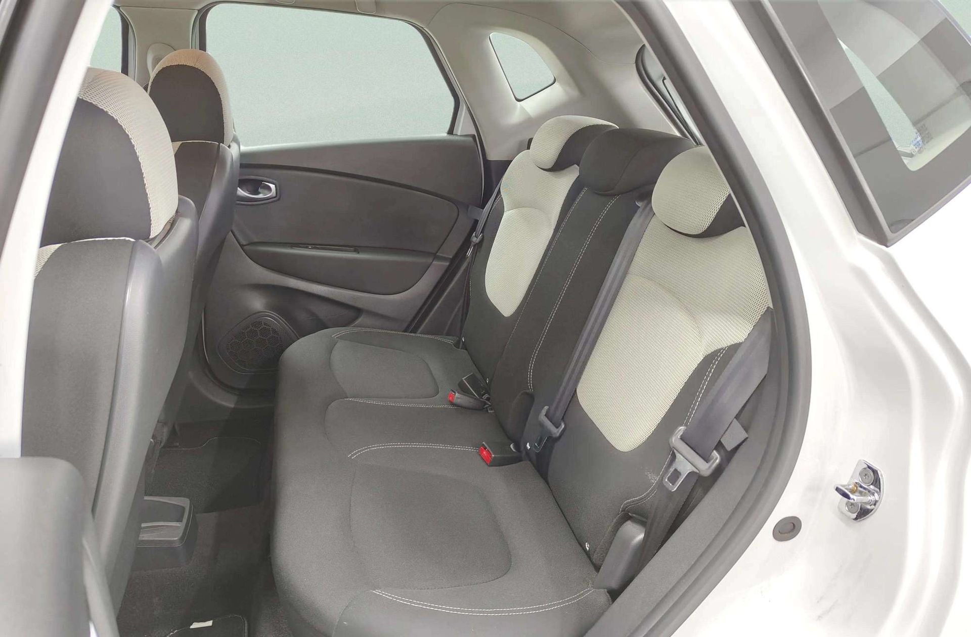 Renault Captur Intens Energy eco2 dCi - foto 10