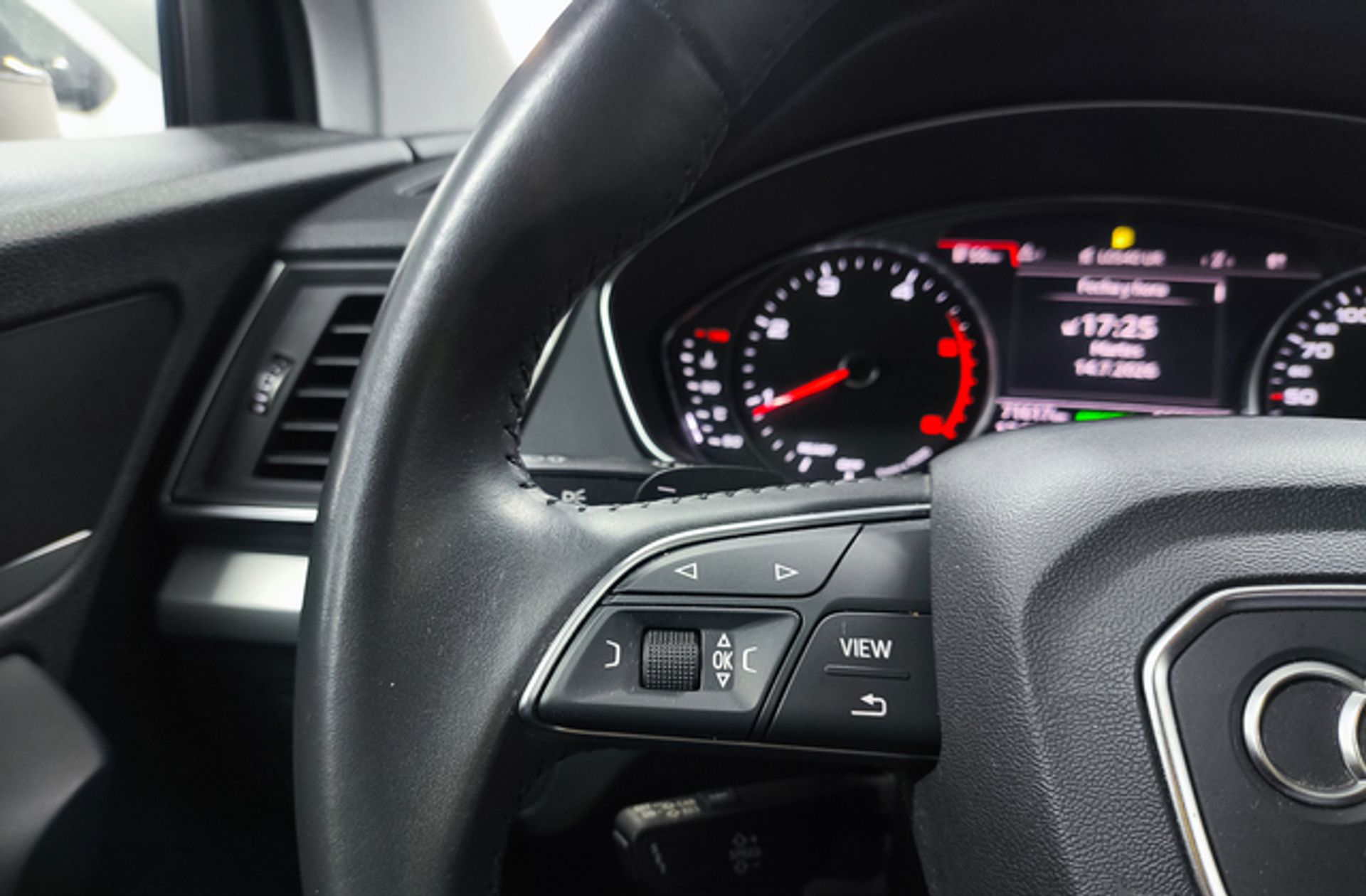 Audi Q5 Advanced 35 TDI quattro S-Tronic - foto 29
