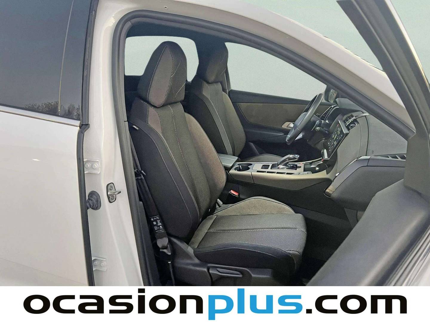 Foto DS DS 7 Crossback DS DS7 Crossback PureTech 130 Bastille+ AT (131 CV)