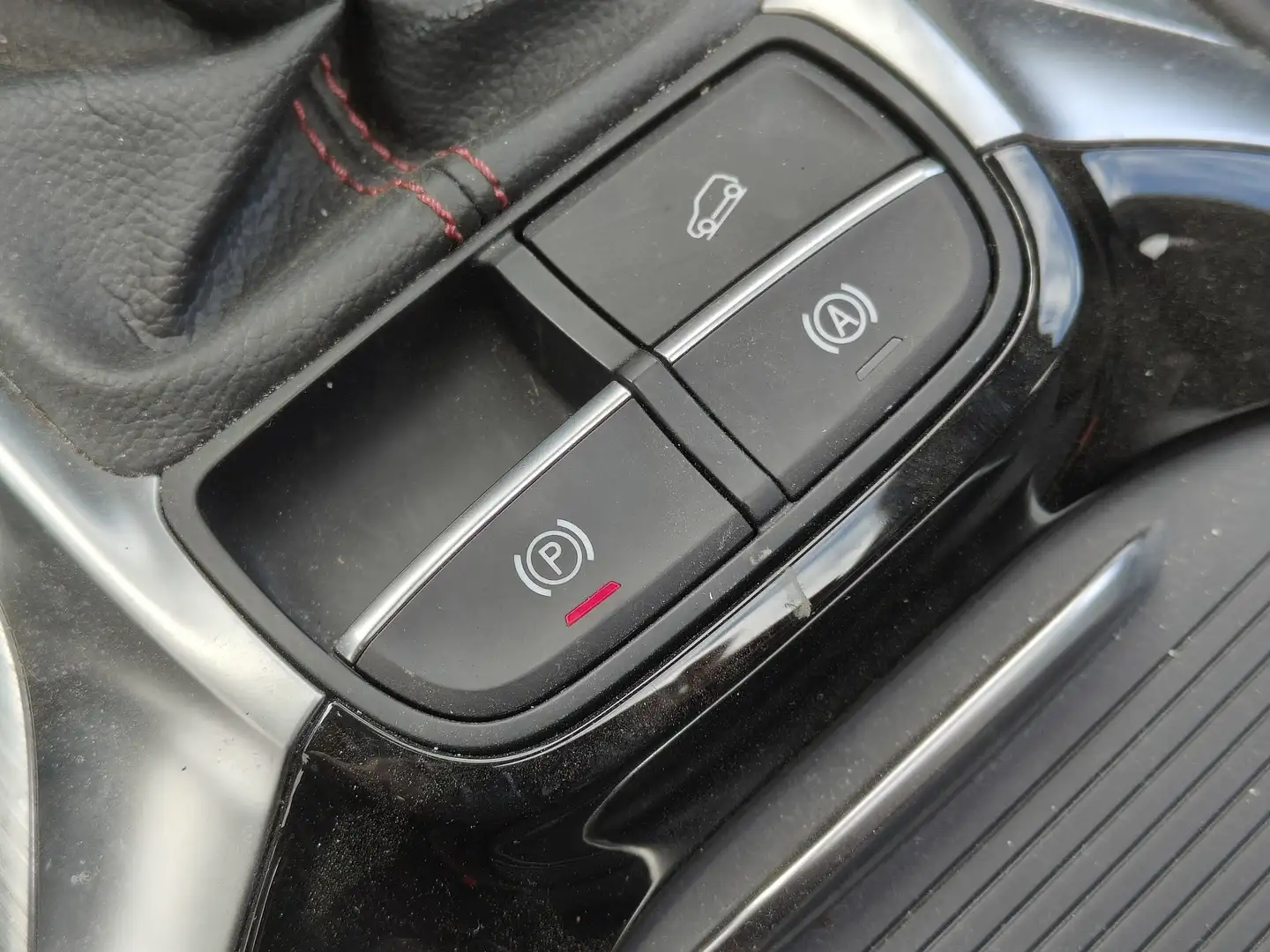 Foto MG HS MG HS 1.5 Turbo GDI Luxury (162 CV)