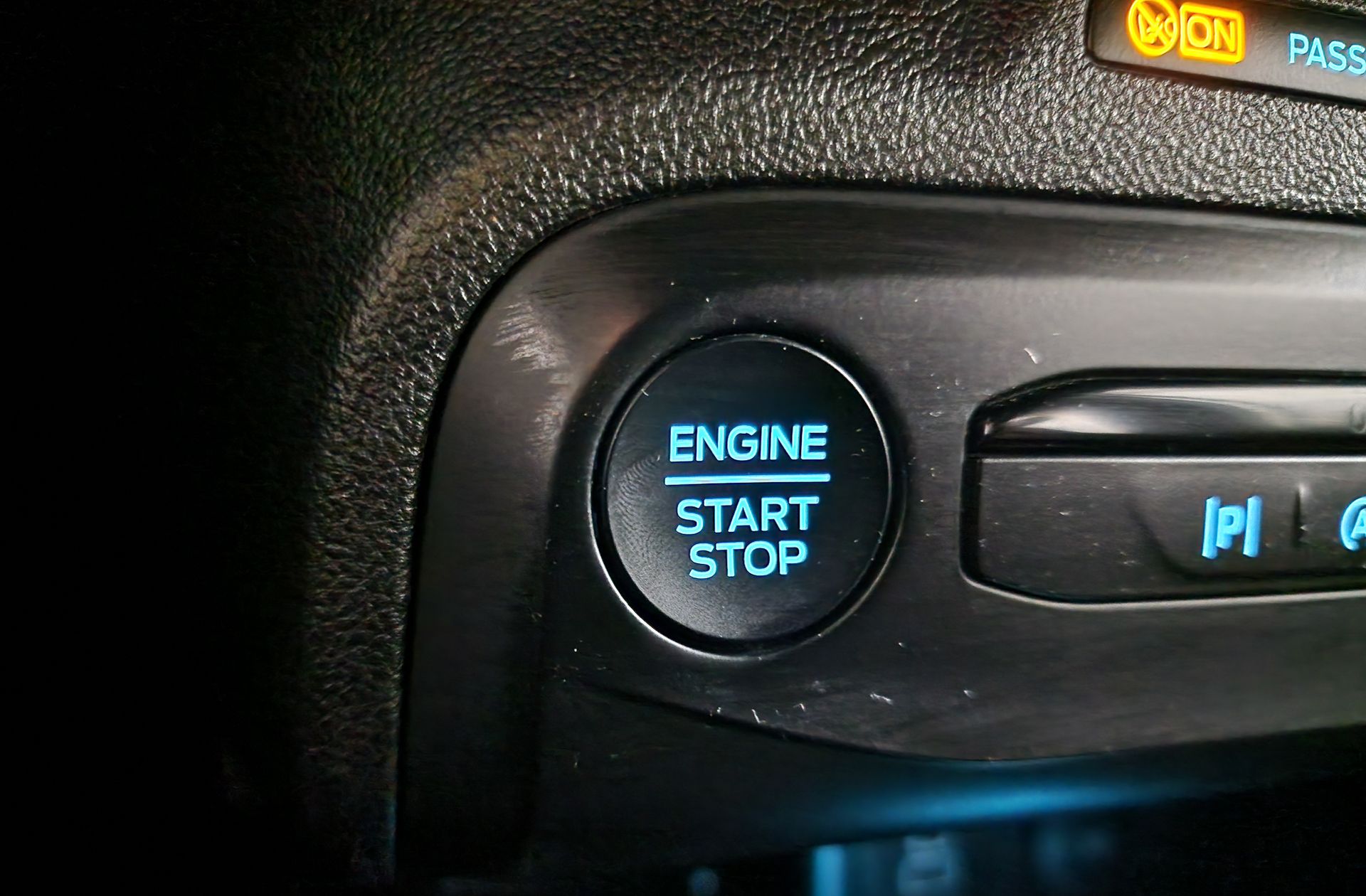 Ford Focus SportBreak 1.0 EcoBoost MHEV ST-Line - foto 35