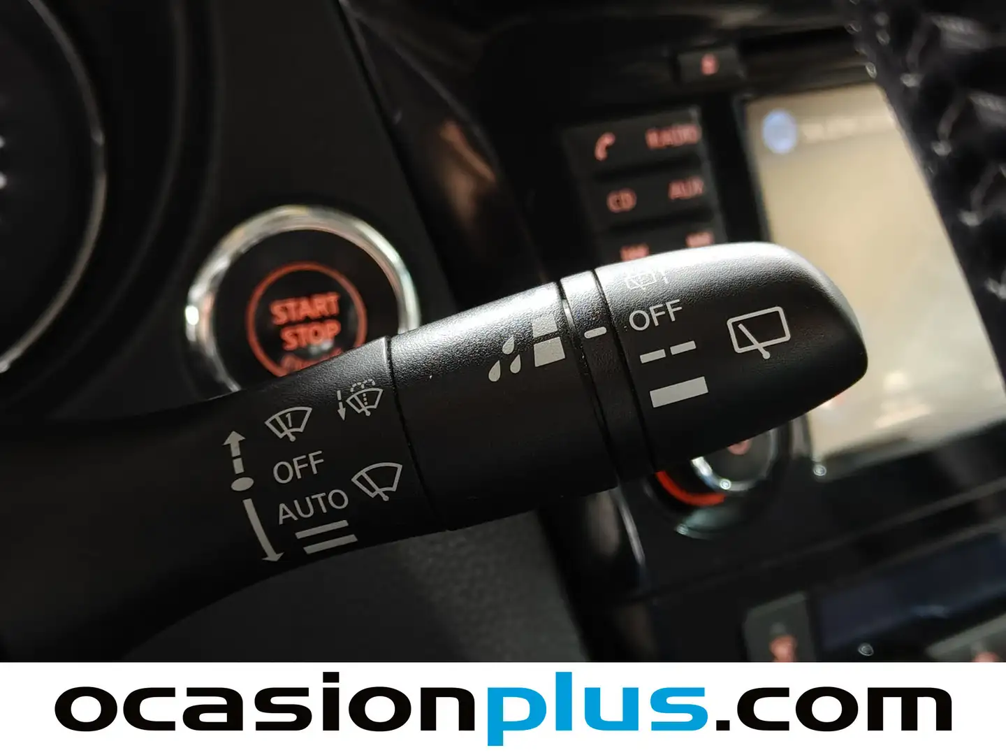 Foto Nissan QASHQAI Nissan Qashqai 1.2 DIG-T N-Connecta 4x2 XTronic (115 CV)