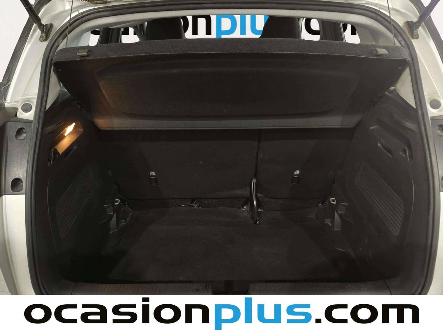 Fotos maletero Opel Crossland X Opel Crossland X 1.2 Edition (81 CV)