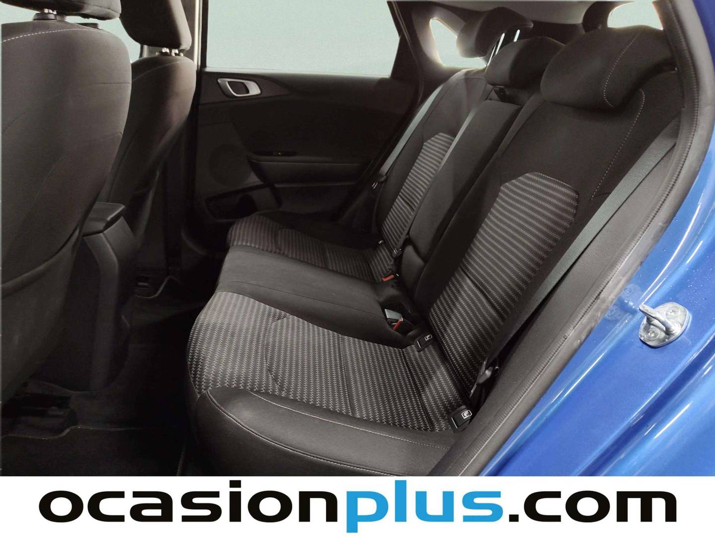 Foto asientos traseros KIA Ceed KIA Ceed 1.0 T-GDI Drive (100 CV)