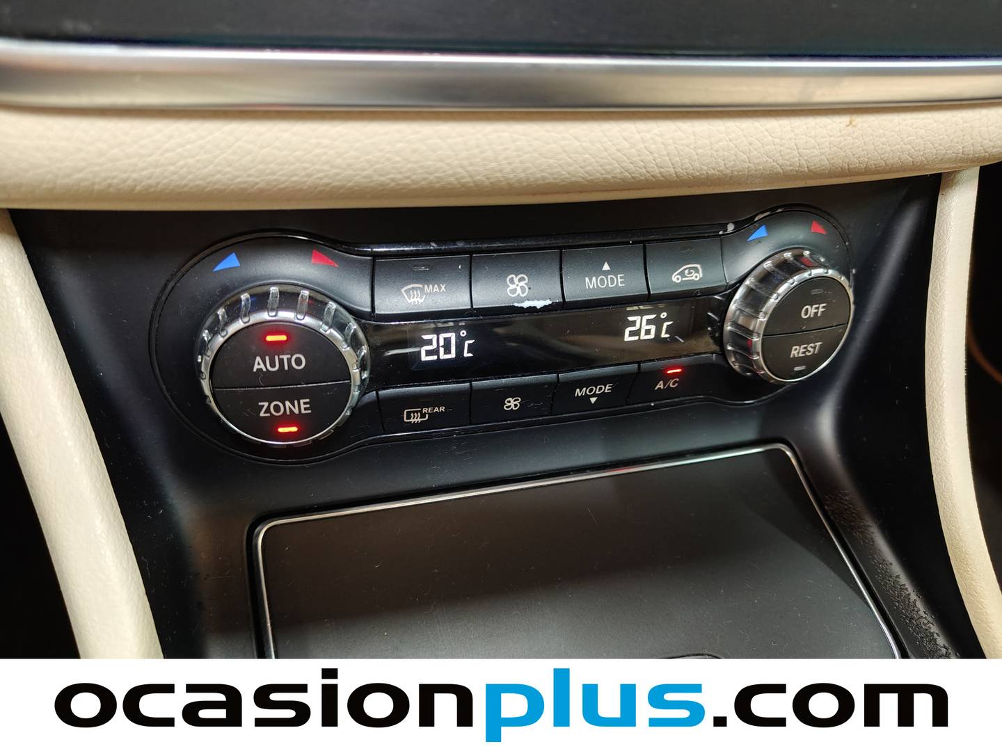 Foto Mercedes GLA Mercedes-Benz GLA 180  (122 CV)