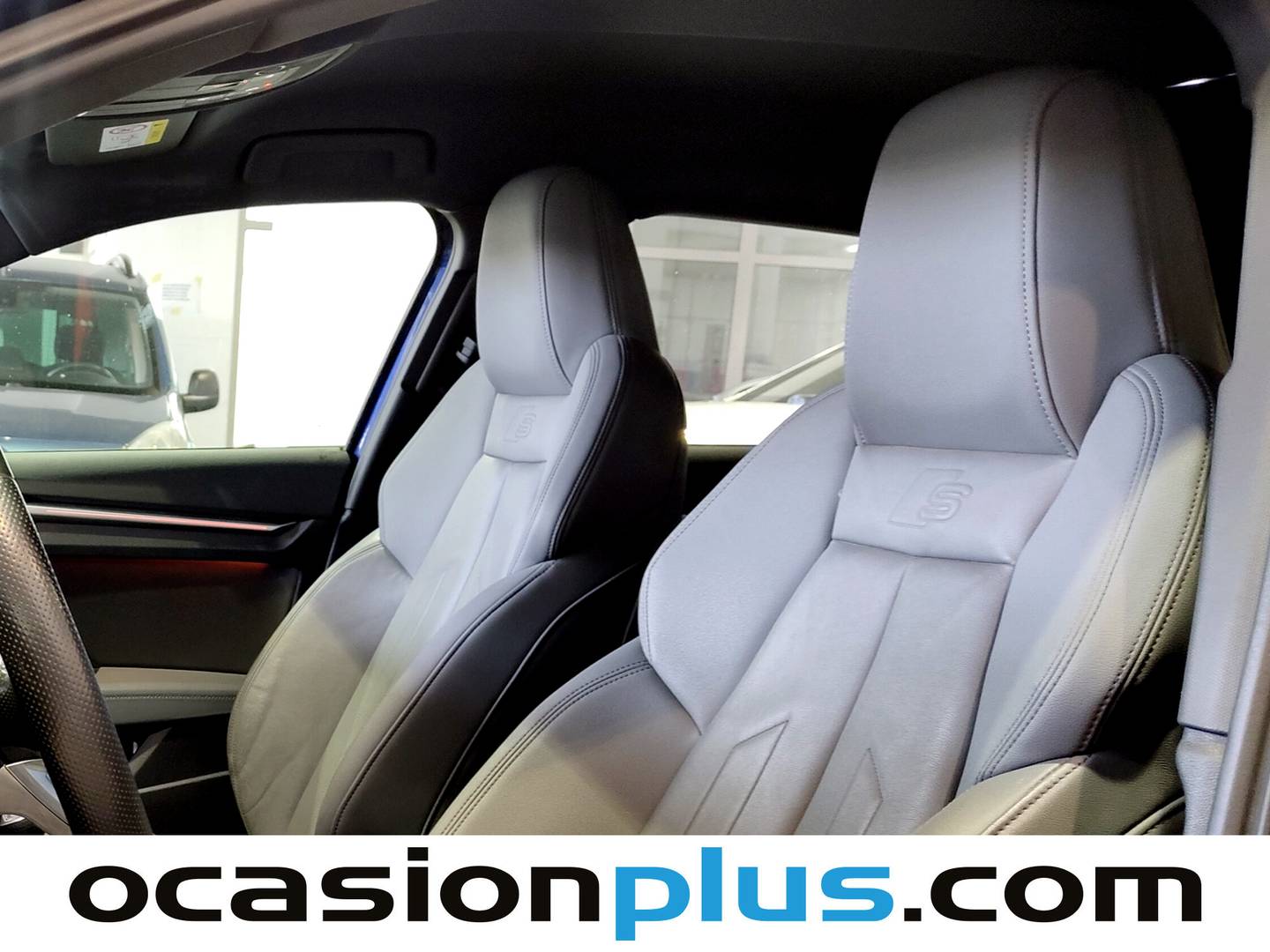 Extras y acabados del Audi A3 Audi A3 Sportback S line 35 TFSI (150 CV)