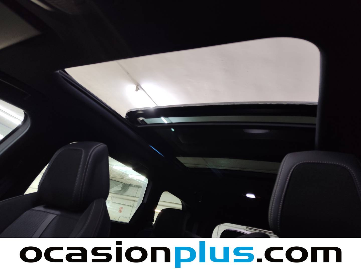 Extras y acabados del Peugeot 5008 Peugeot 5008 BlueHDI 130 S&S GT EAT8 (130 CV) 7 Plazas