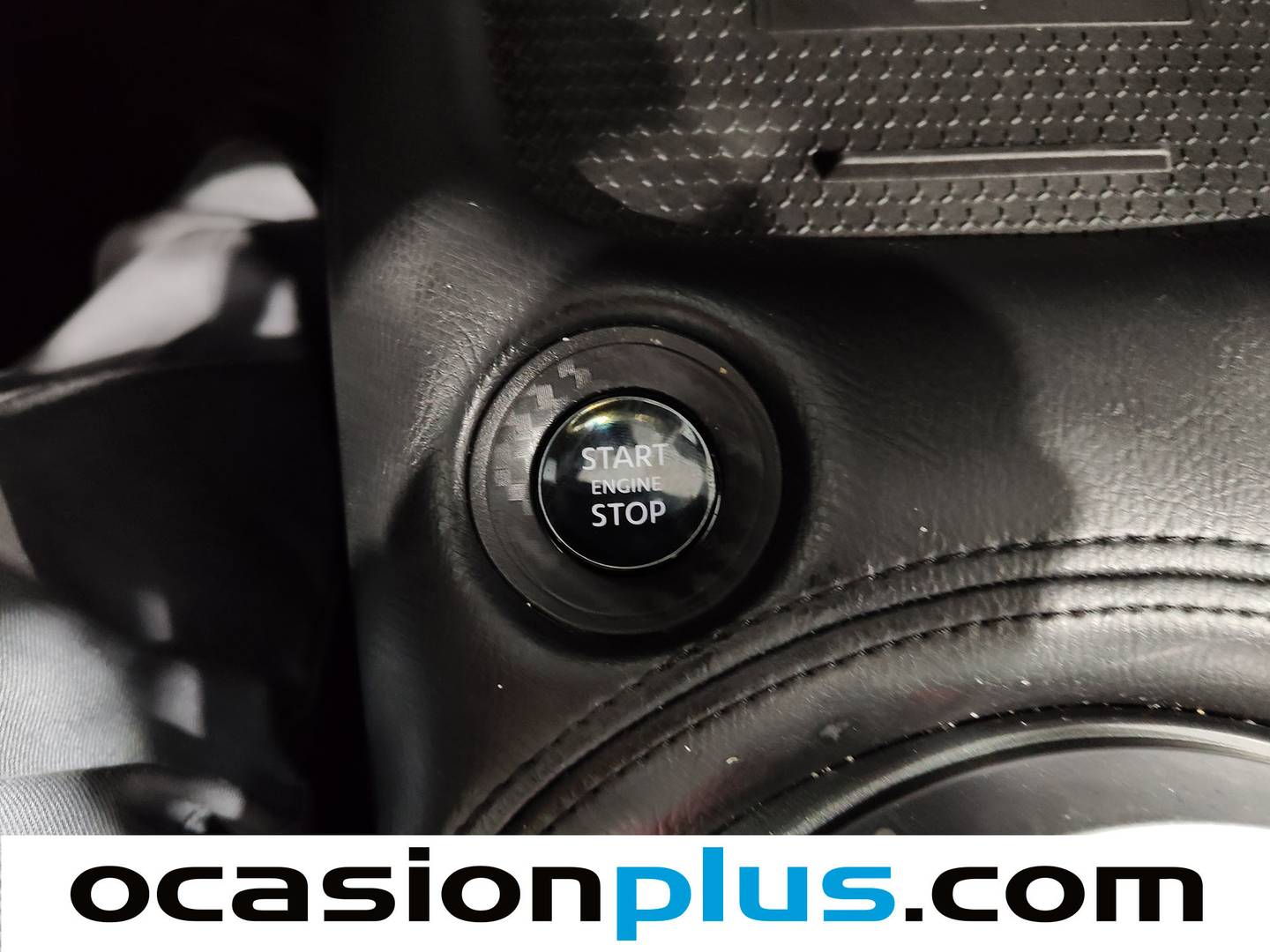 Foto Nissan JUKE Nissan Juke DIG-T N-Connecta 4x2 DCT (114 CV)