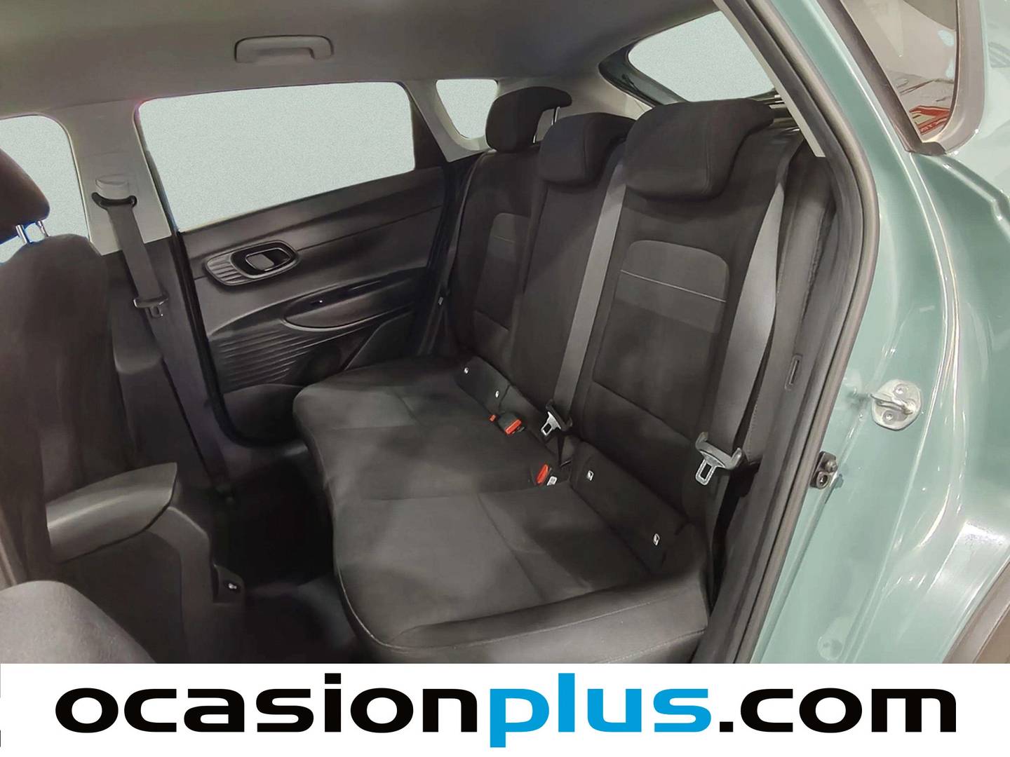 Foto asientos traseros Hyundai Bayon Hyundai Bayon 1.2 MPI Maxx (79 CV)