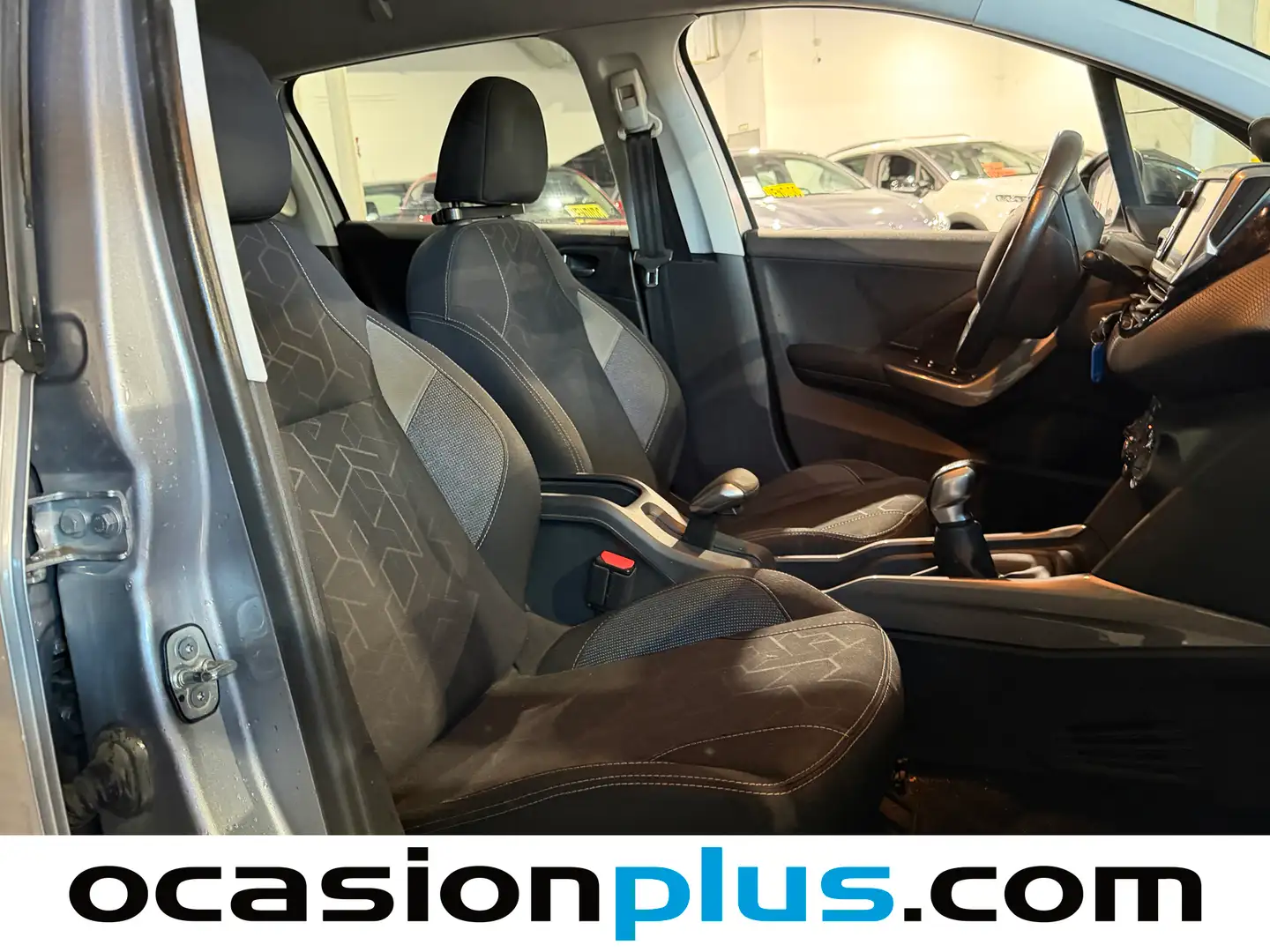 Foto Peugeot 2008 Peugeot 2008 PureTech 110 S&S Style (110 CV)