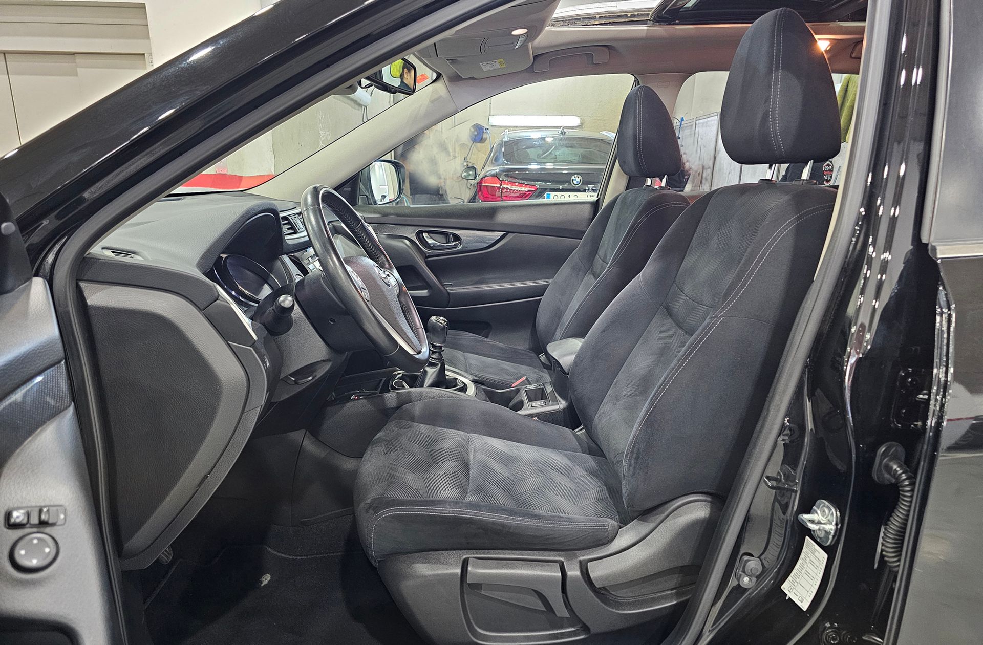 Nissan X-Trail 1.6 dCi Tekna 4x2 - foto 12